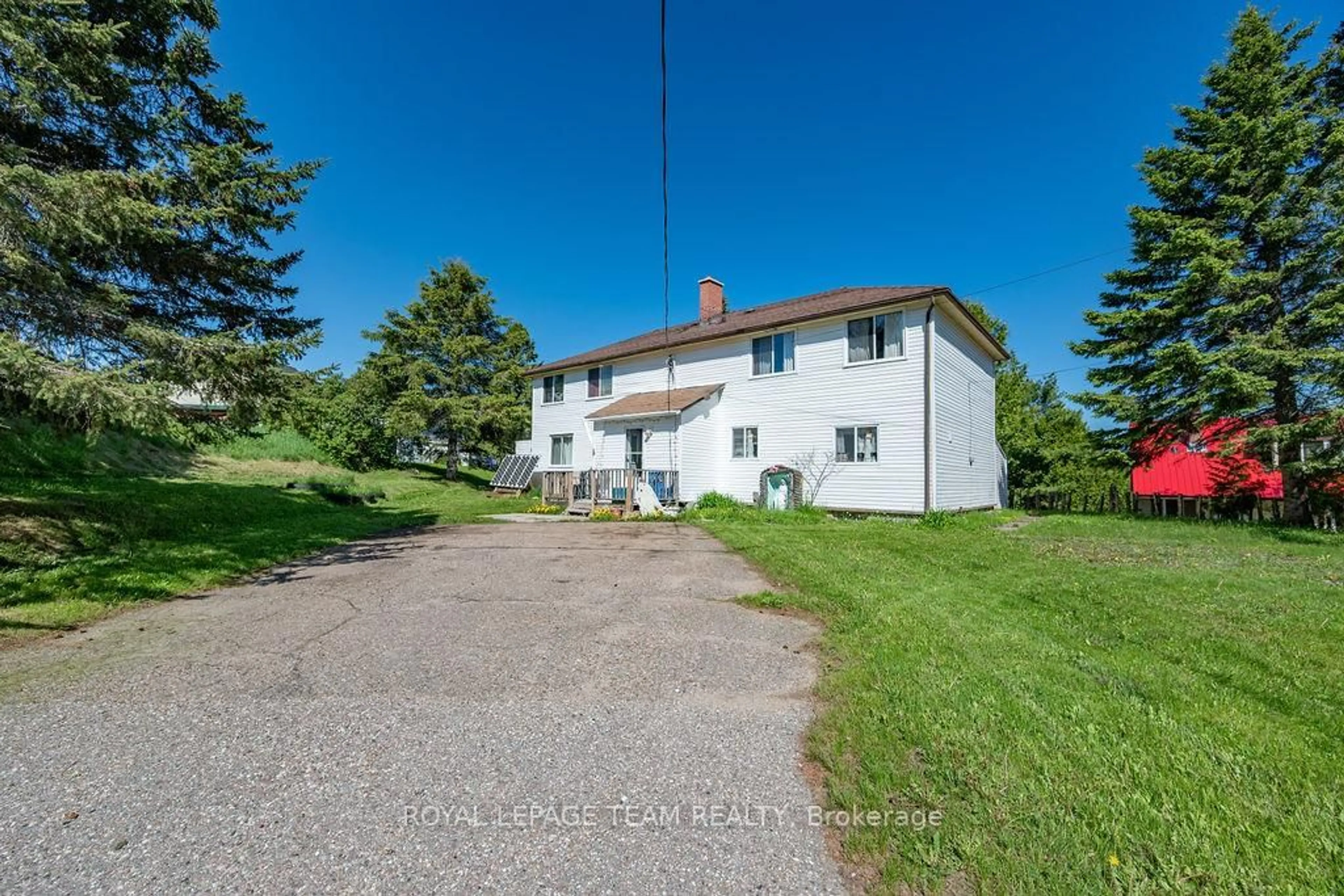 A pic from outside/outdoor area/front of a property/back of a property/a pic from drone, building for 72 Sebastopol Dr, Foymount Ontario K0J 1W0