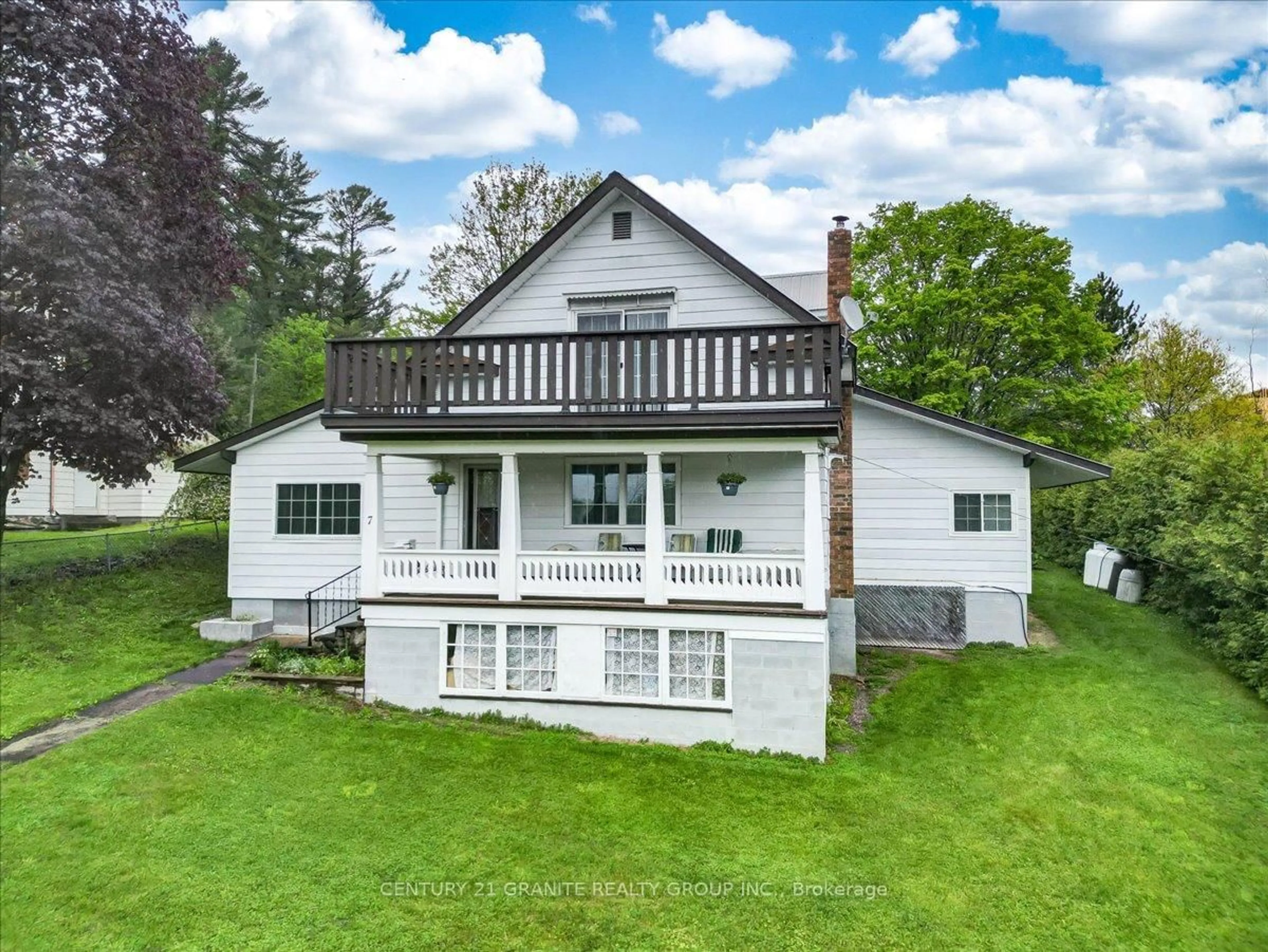 A pic from outside/outdoor area/front of a property/back of a property/a pic from drone, building for 7 Cleak Ave, Bancroft Ontario K0L 1C0