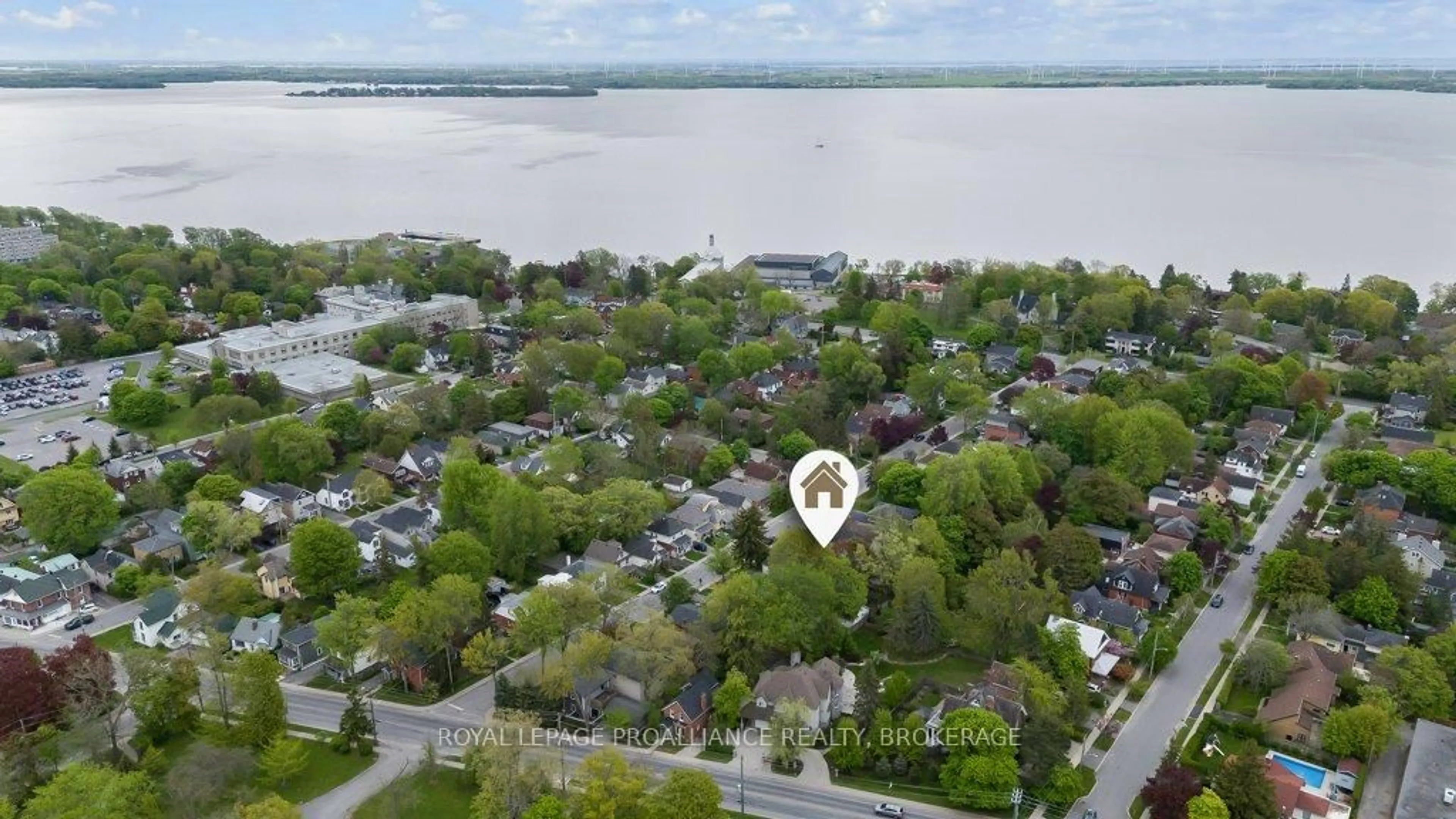 A pic from outside/outdoor area/front of a property/back of a property/a pic from drone, water/lake/river/ocean view for 78 Pembroke St, Kingston Ontario K7L 4N7