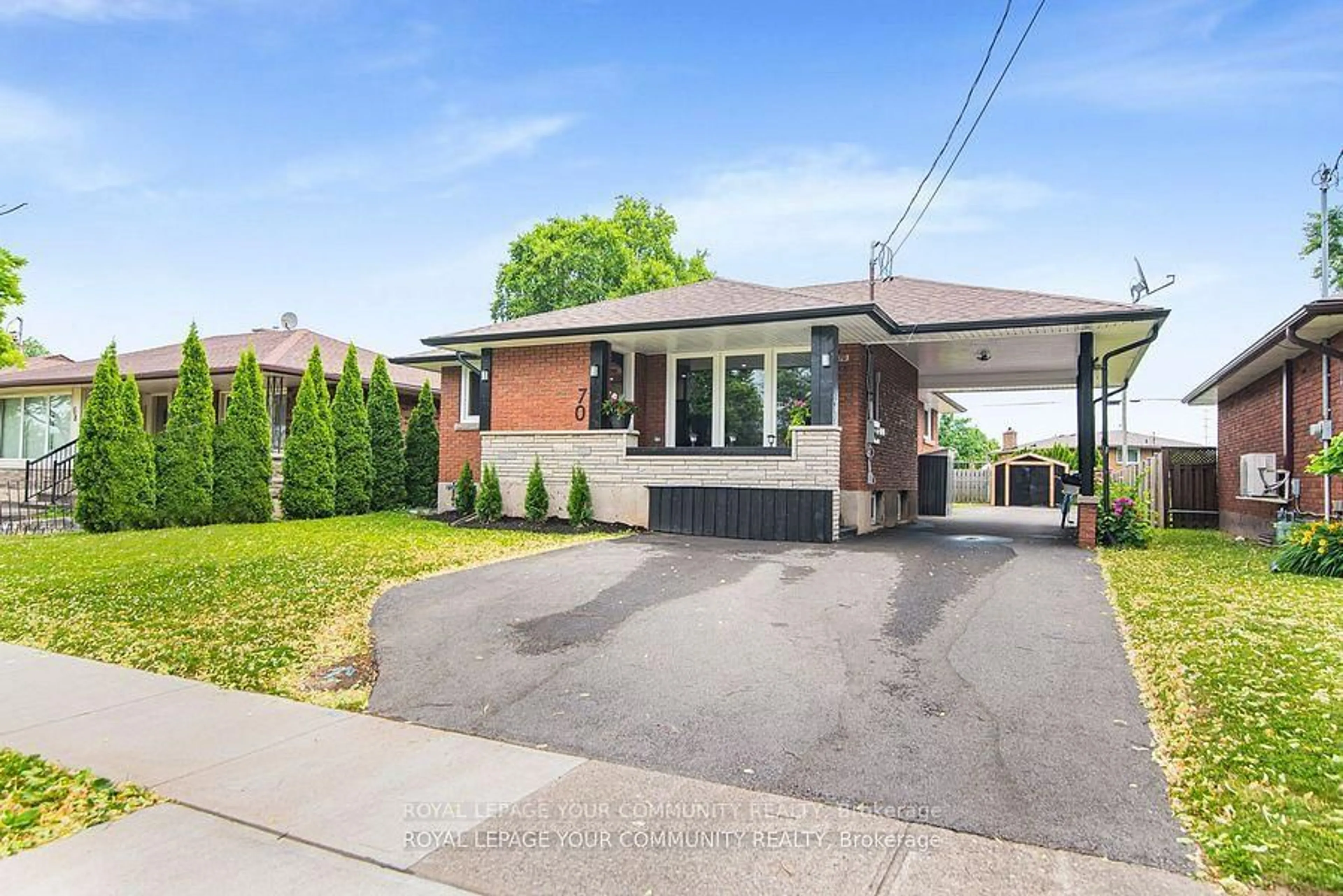 Home with brick exterior material, street for 70 Golden Blvd, Welland Ontario L3B 1H6