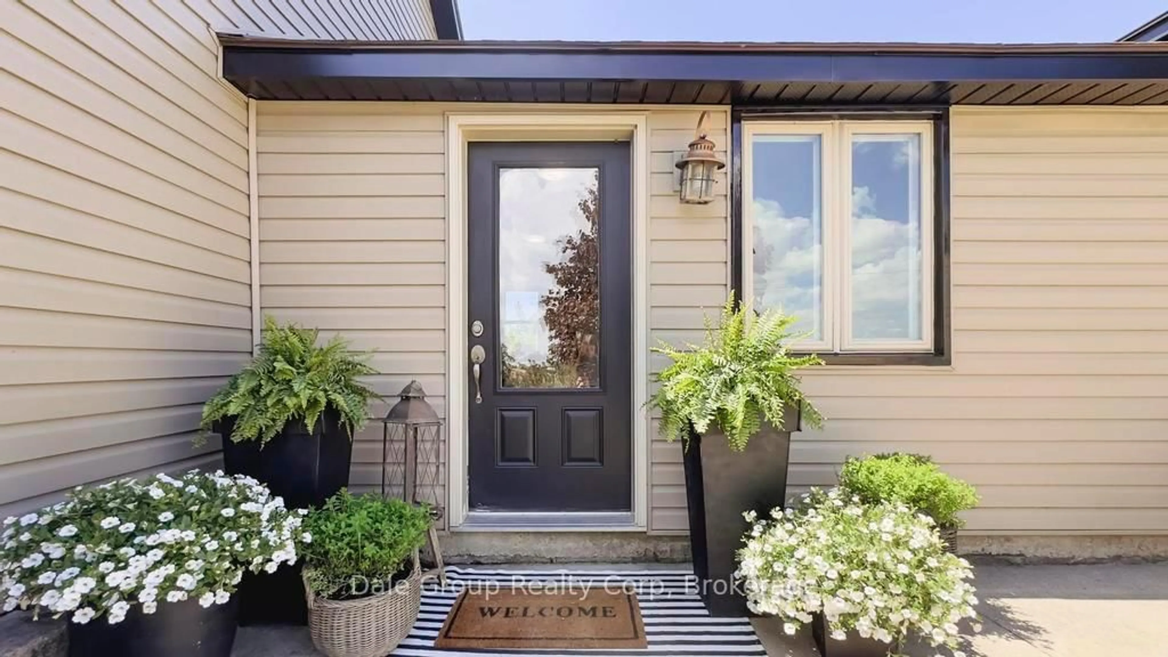 Indoor entryway for 41488 Londesboro Rd, Central Huron Ontario N0M 2H0