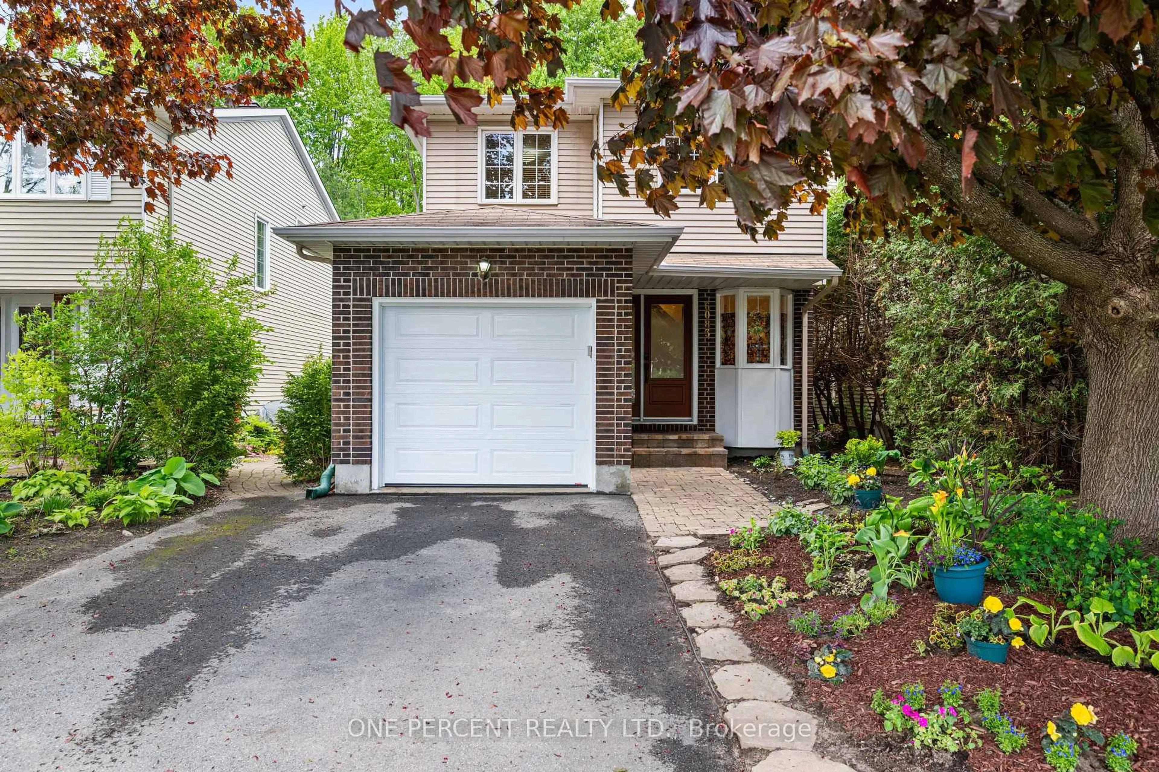 Home with brick exterior material, street for 6083 Des Treflieres Garden, Ottawa Ontario K1C 5V2