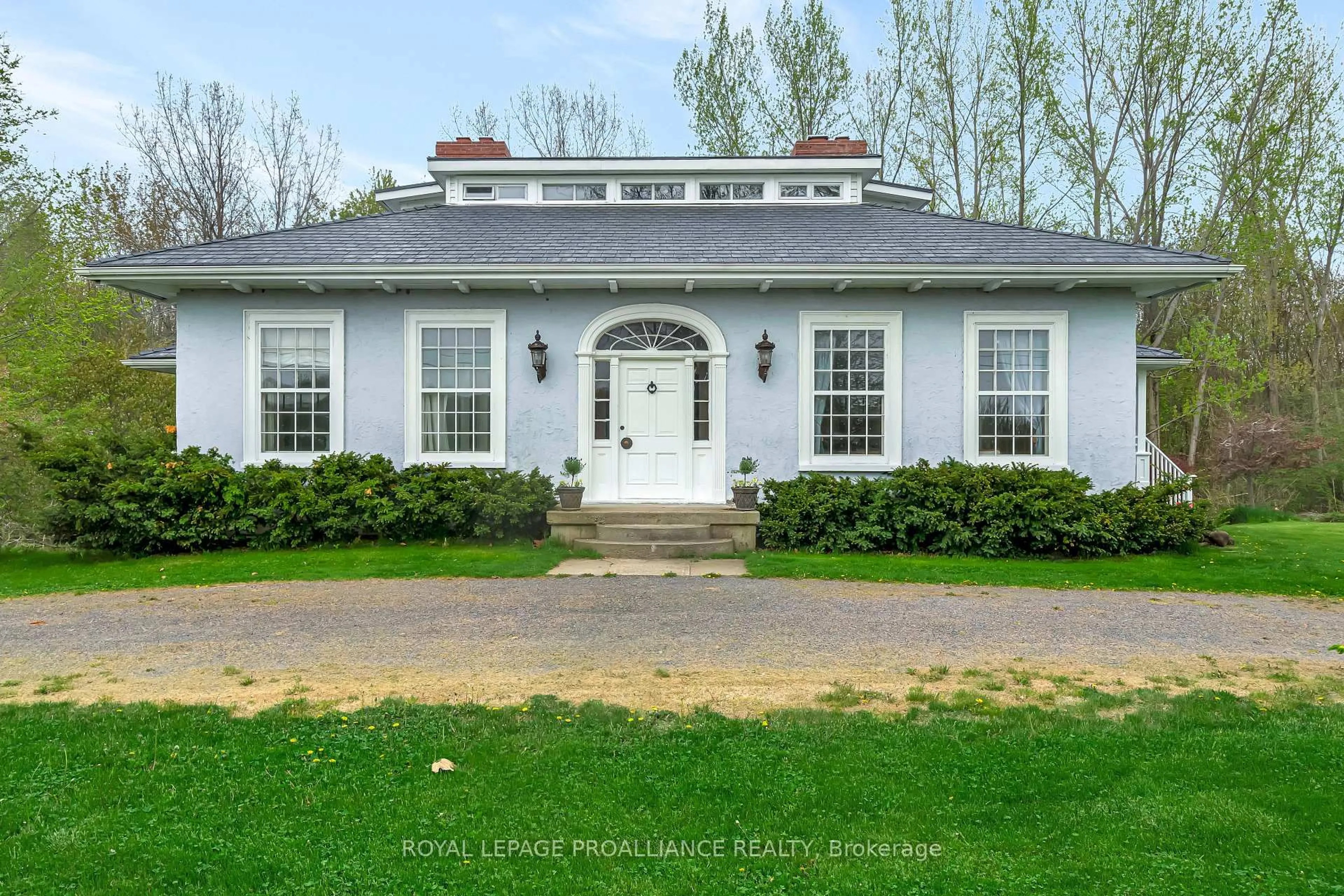 Home with brick exterior material, building for 1479 Lakeside Dr, Prince Edward County Ontario K0K 2T0