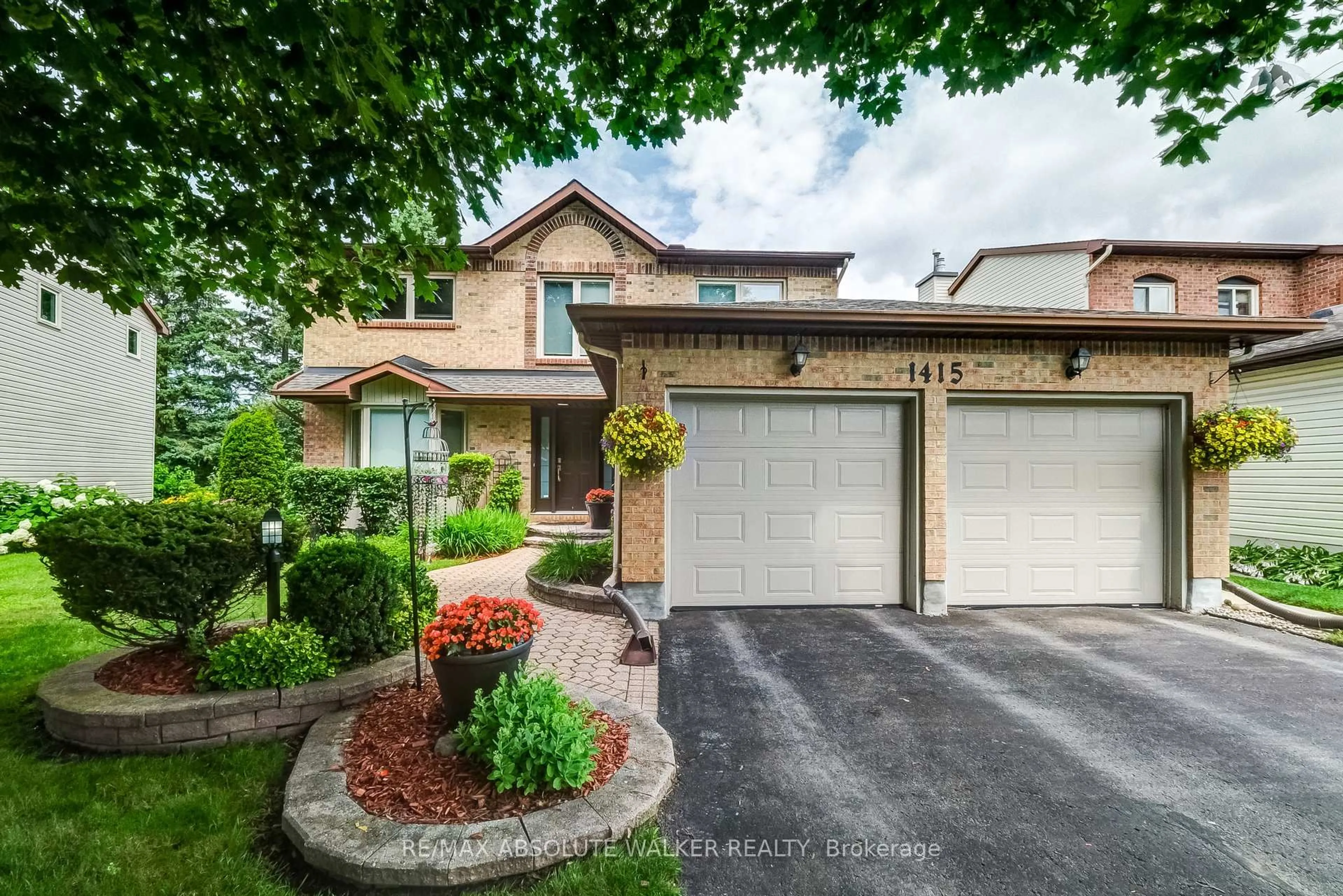 Unknown for 1415 Forest Valley Dr, Ottawa Ontario K1C 5M8