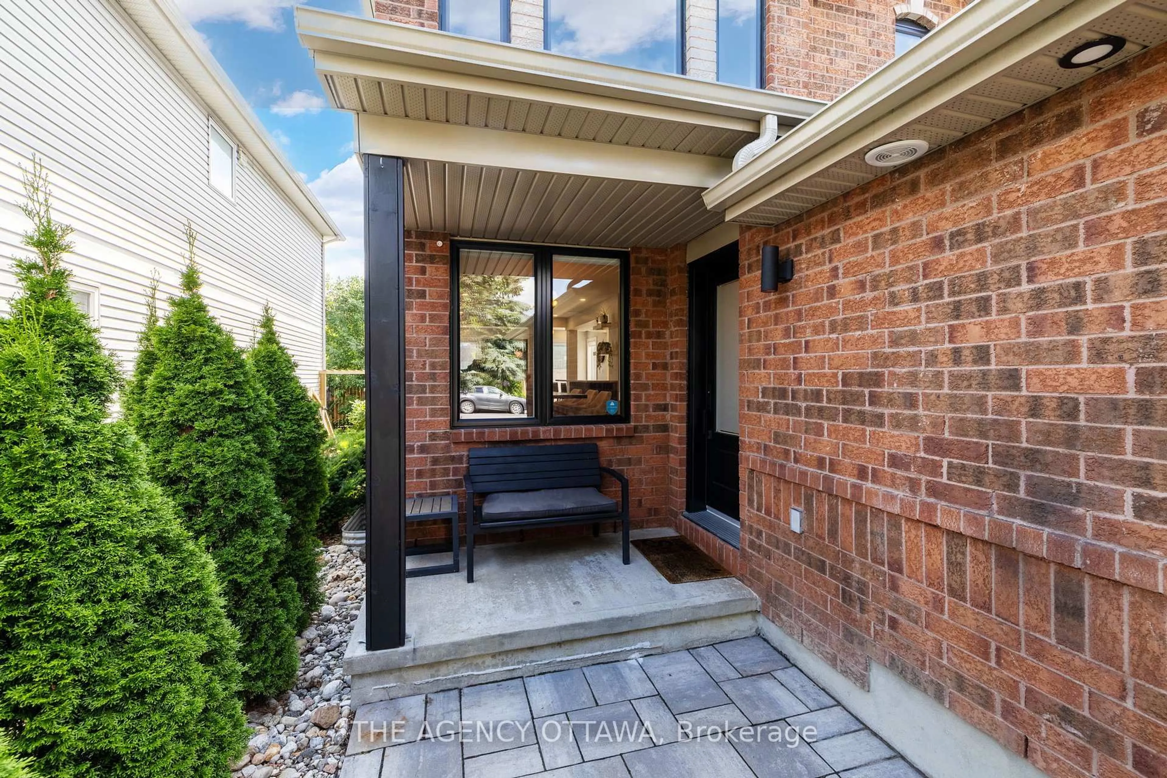 Home with brick exterior material, street for 32 WHITESTONE Dr, Ottawa Ontario K2C 4A9