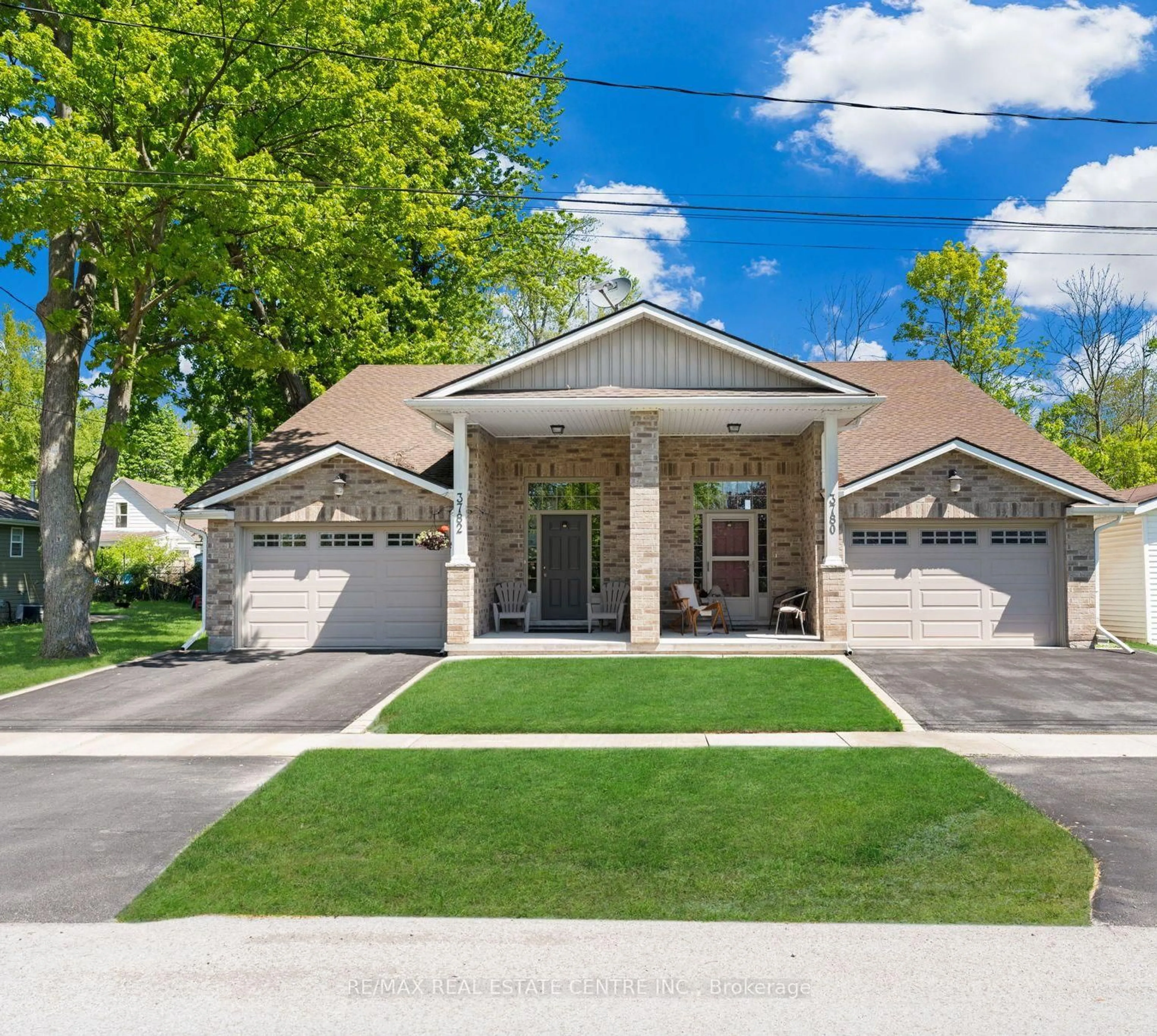 Home with brick exterior material, street for 3780 Glendale Ave, Fort Erie Ontario L0S 1B0