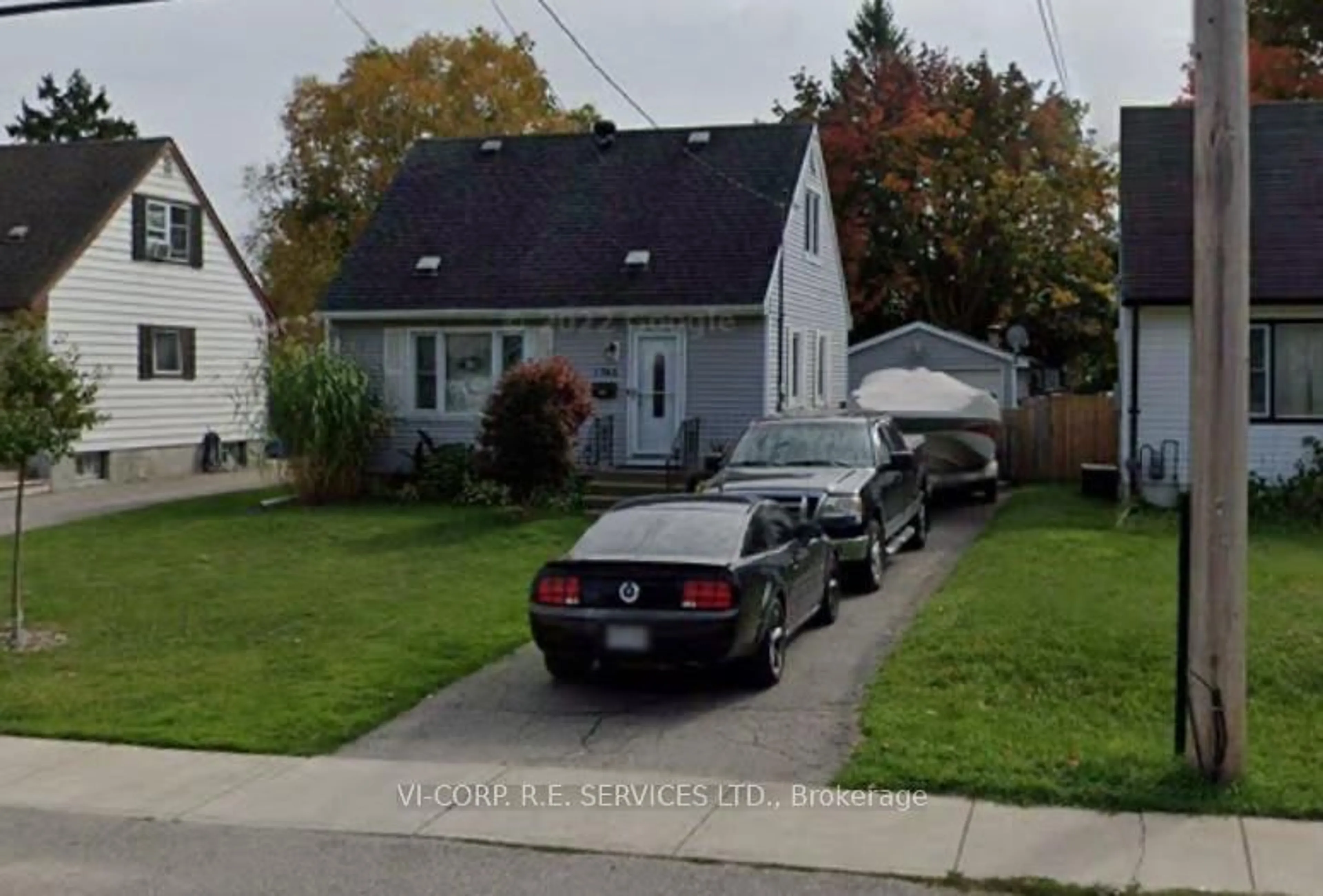 Blurry image for 1745 Parkhurst Ave, London East Ontario N5V 2C4