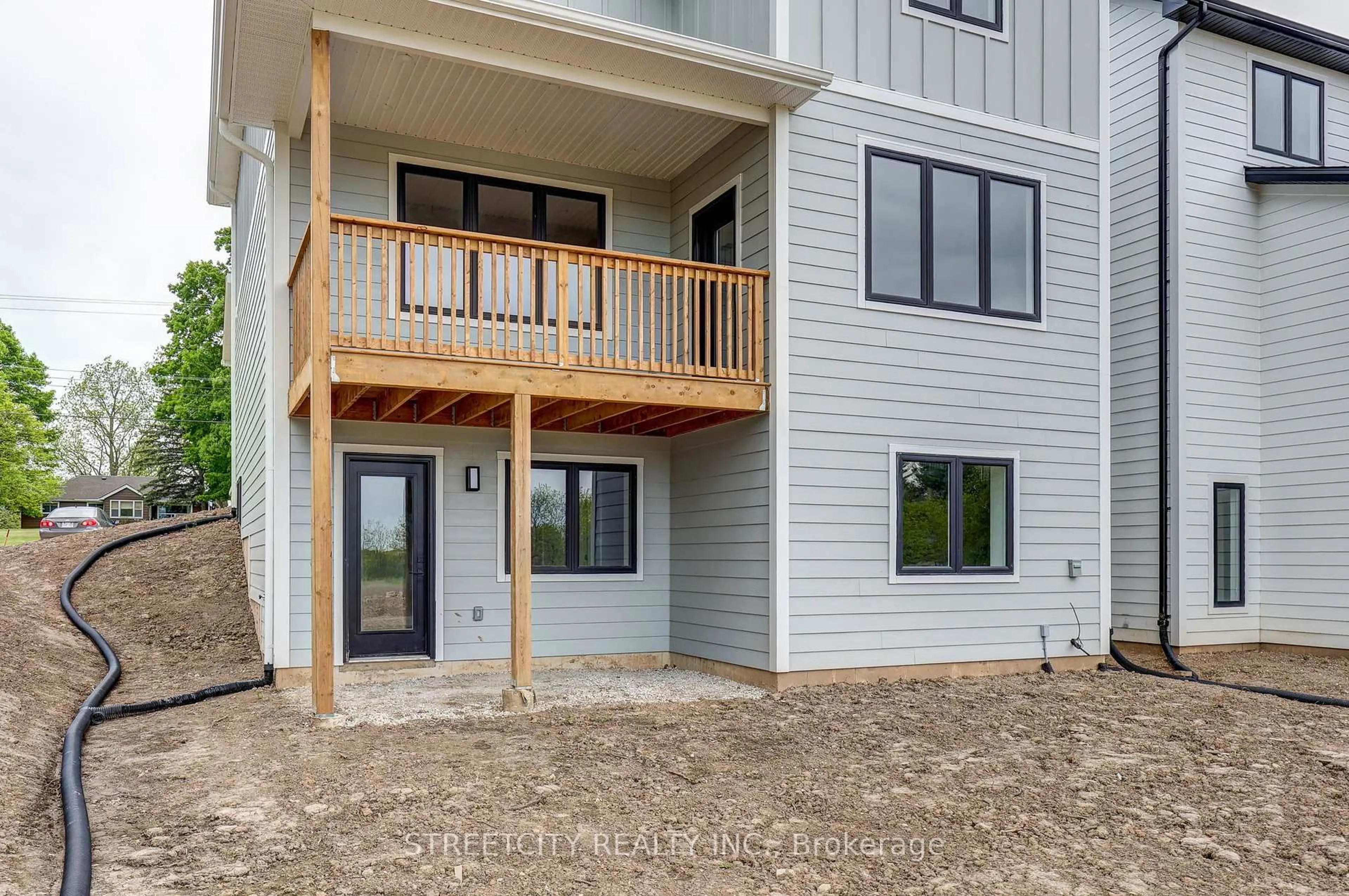 Unknown for 8068 Union Rd, Southwold Ontario N0L 1K0