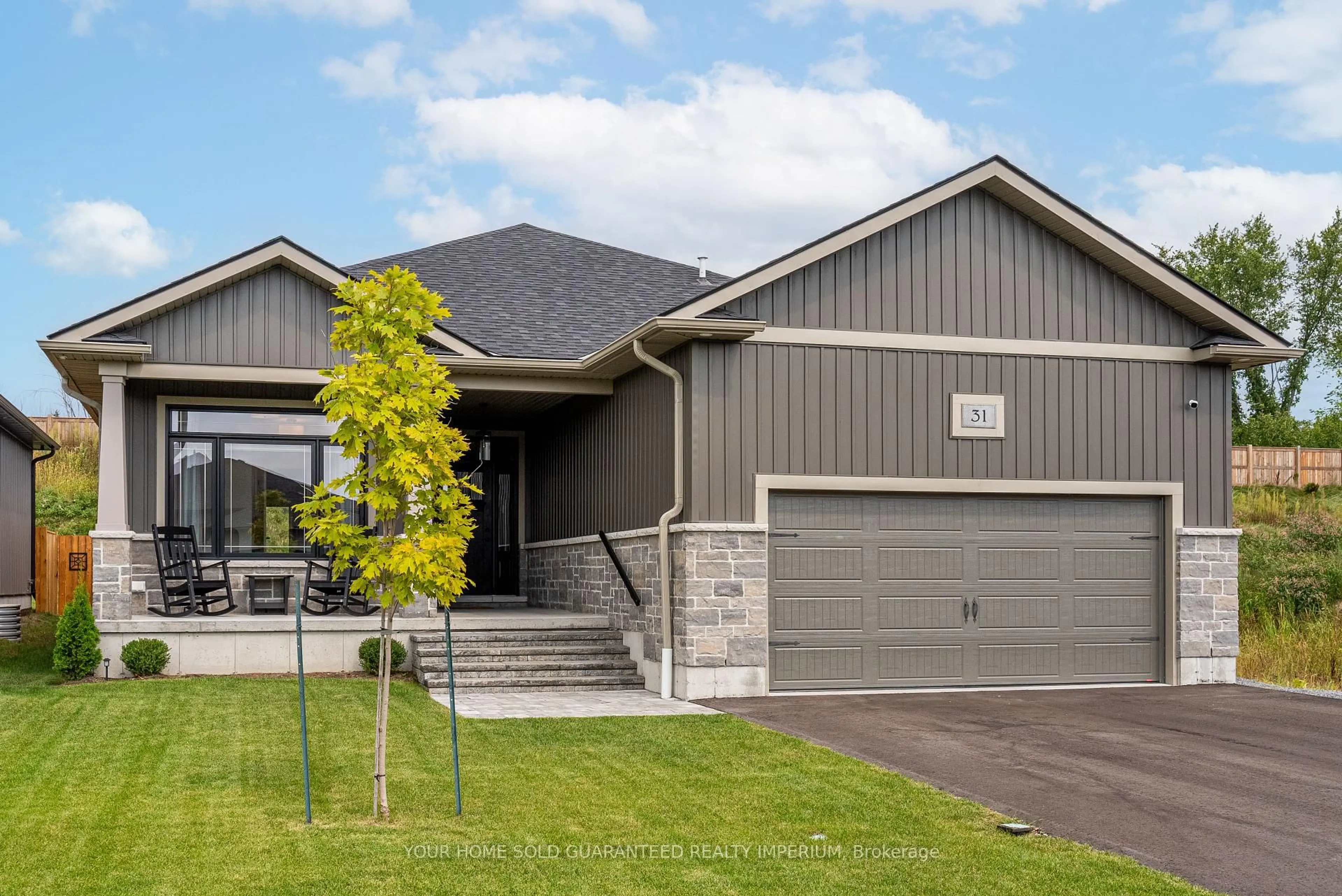 Home with vinyl exterior material, street for 31 Schmidt Way, Ingleside Ontario K8V 5P4