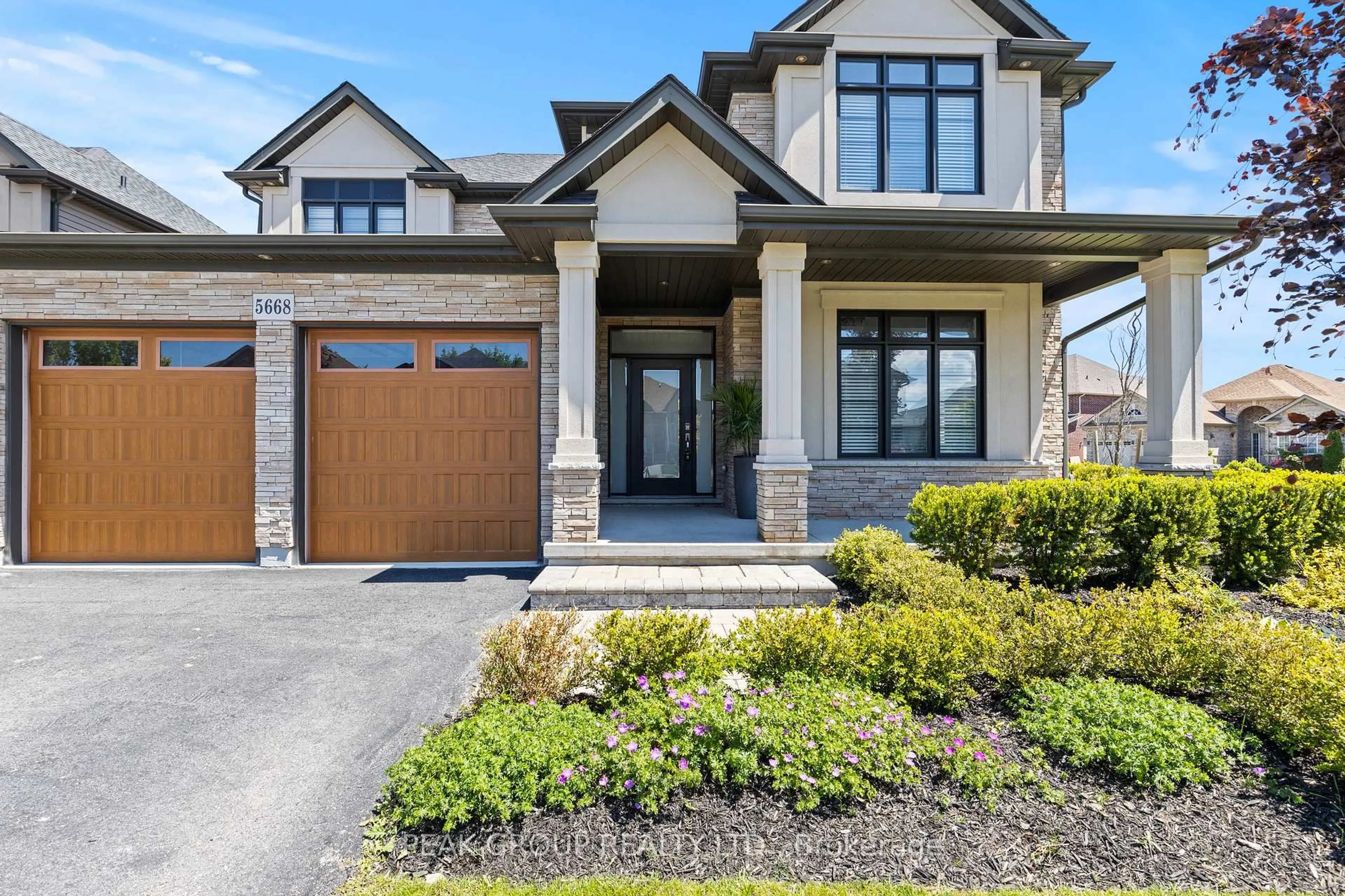 Home with brick exterior material, street for 5668 Osprey Ave, Niagara Falls Ontario L2H 0G2
