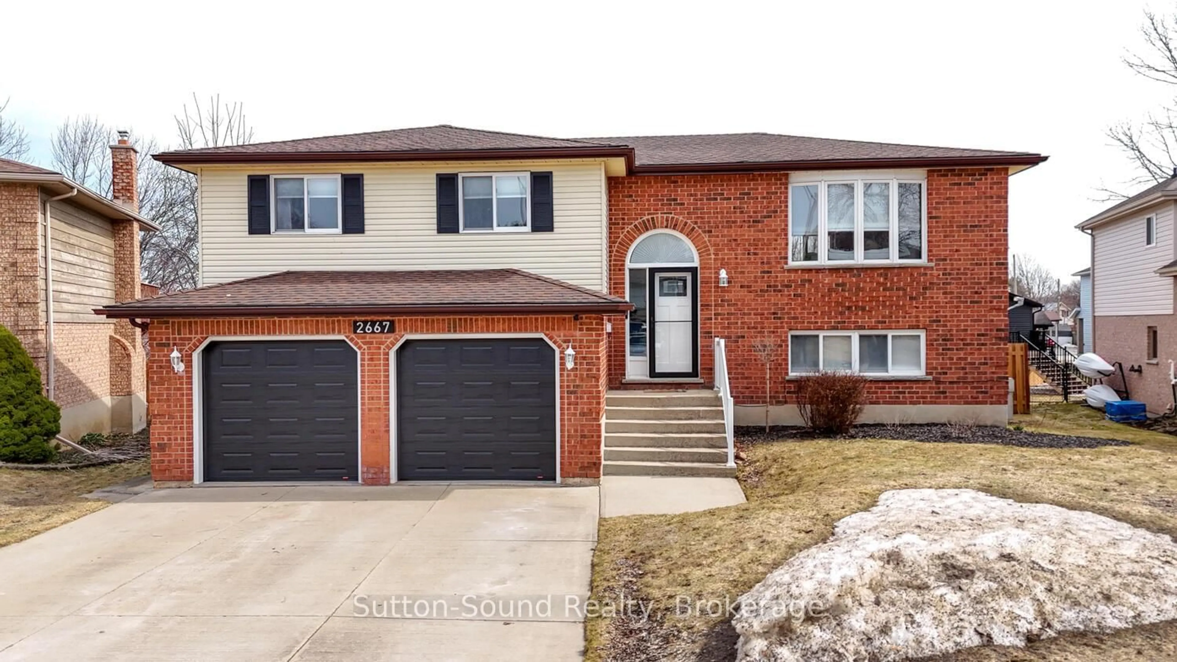 Home with brick exterior material, street for 2667 8th Ave, Owen Sound Ontario N4K 6S5