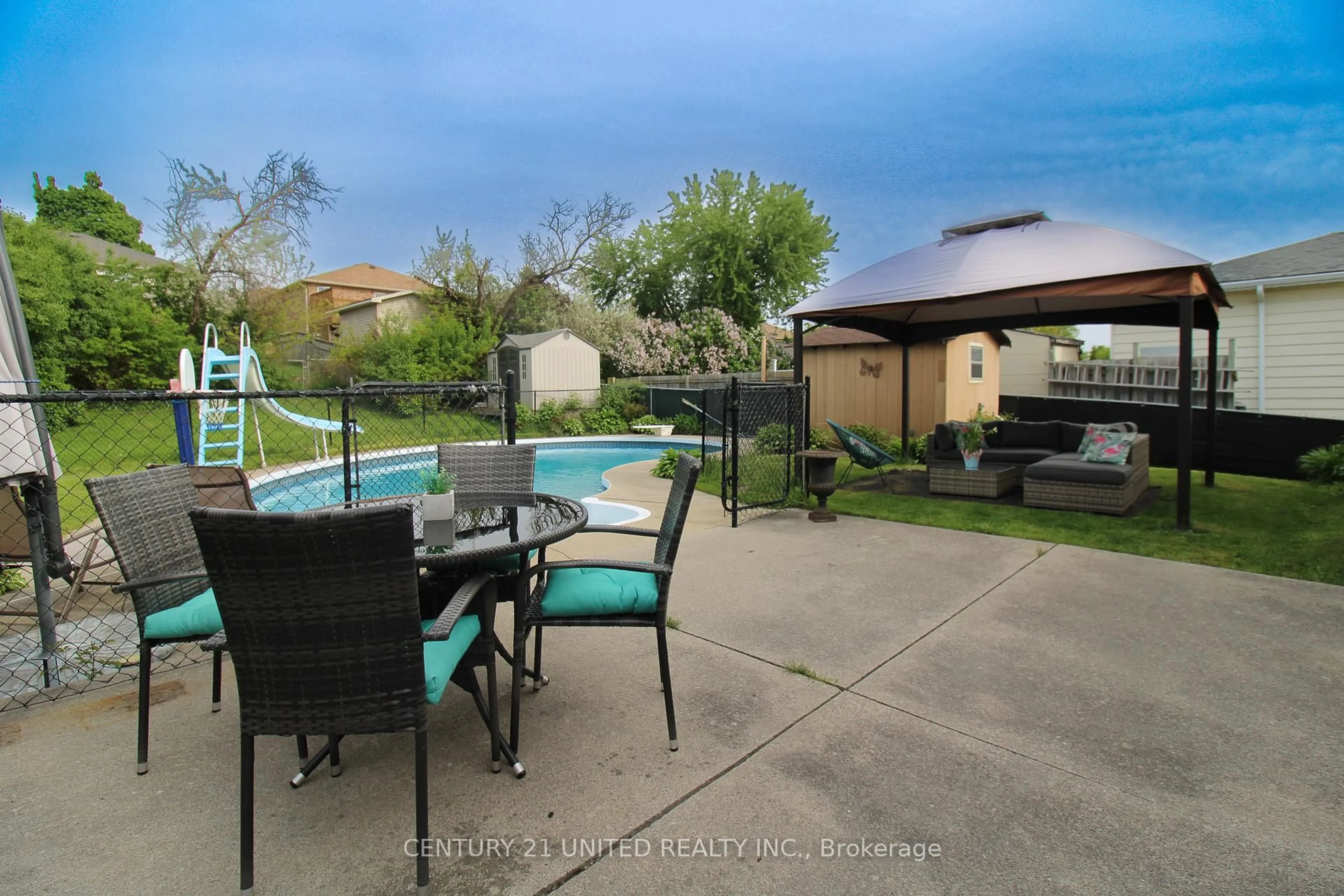 Patio, water/lake/river/ocean view for 2046 Meadowview Rd, Peterborough East Ontario K9L 1S4