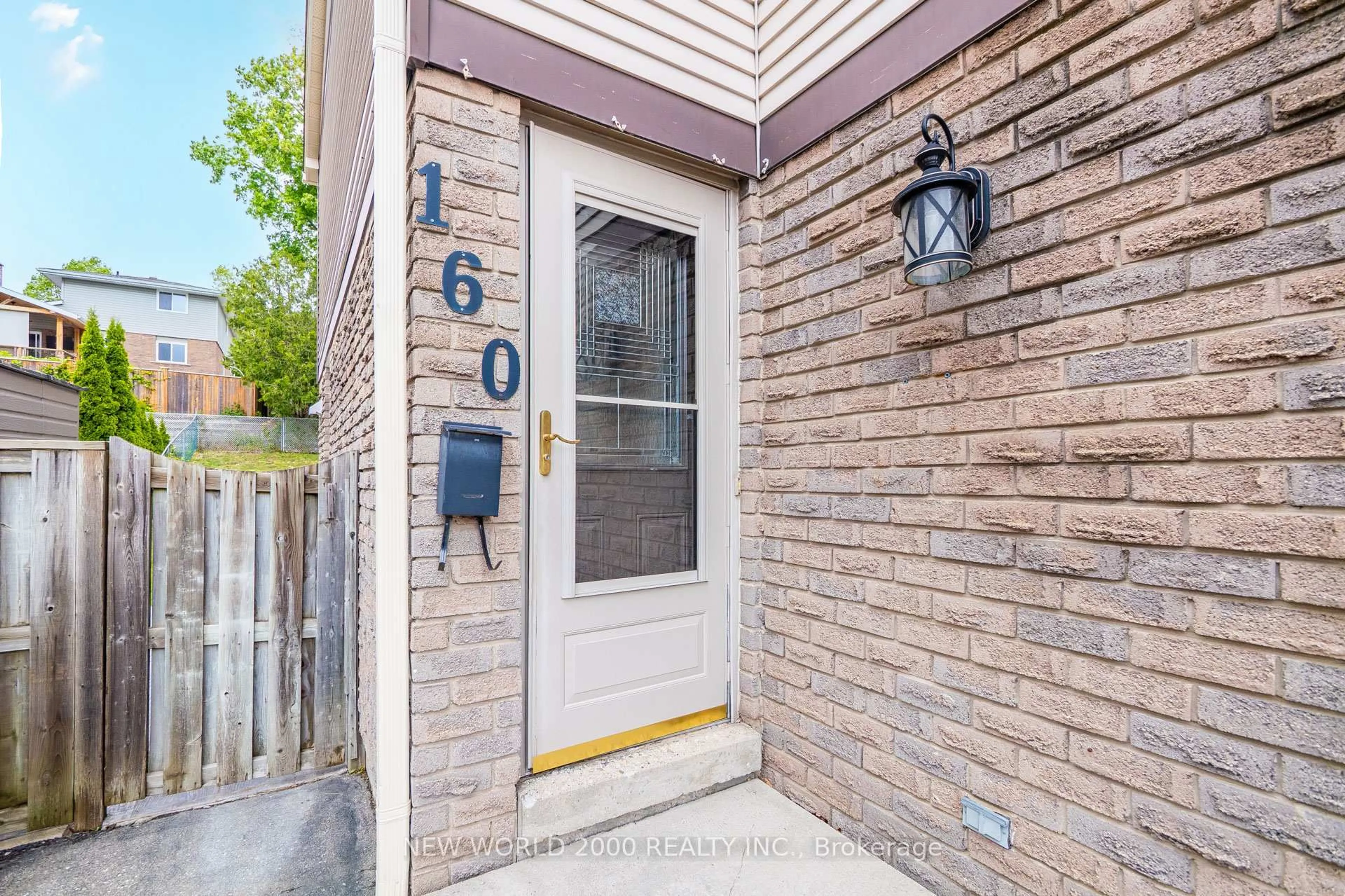 Unknown for 160 Bechtel Dr, Kitchener Ontario N2P 1R7