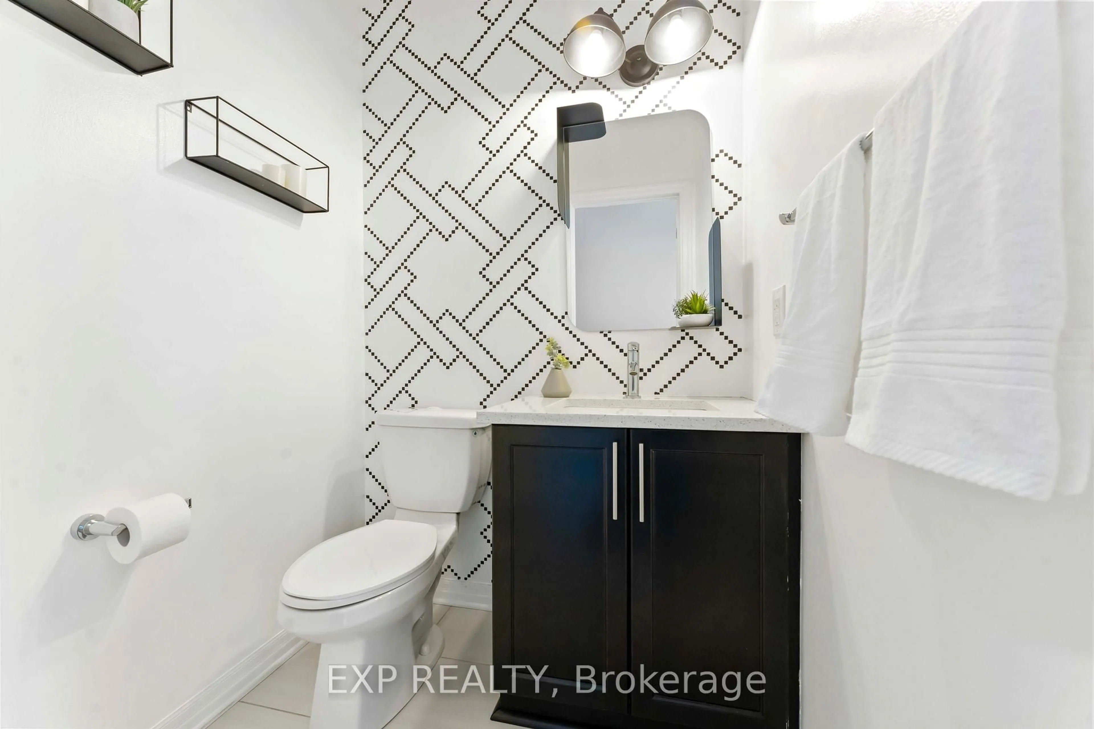 Standard bathroom, ceramic/tile floor for 329 Tulum Cres, Ottawa Ontario K2S 0V9