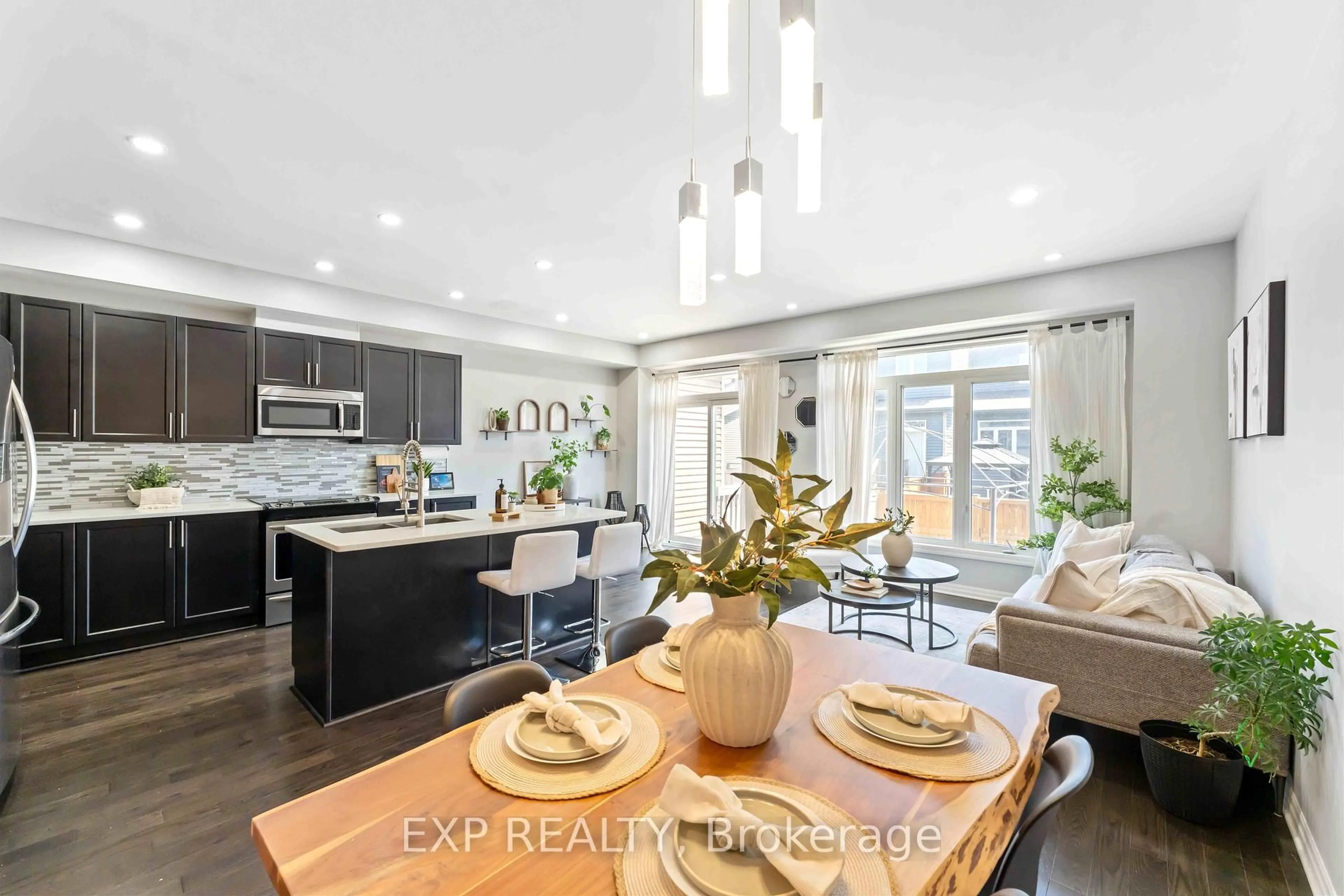 Open concept kitchen, ceramic/tile floor for 329 Tulum Cres, Ottawa Ontario K2S 0V9