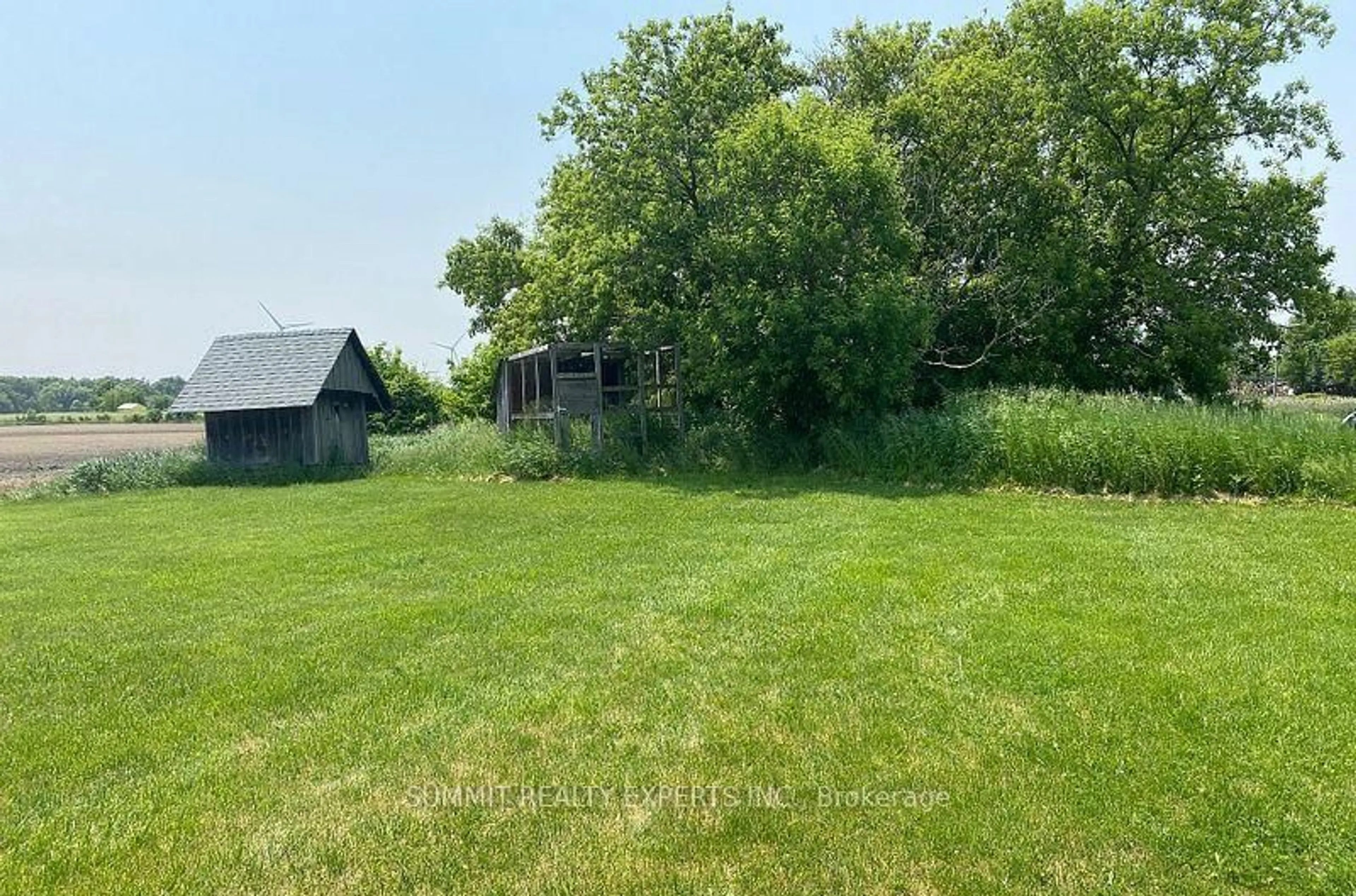 Shed for 4832 Regional Rd #20, Lincoln Ontario L0R 1Y0