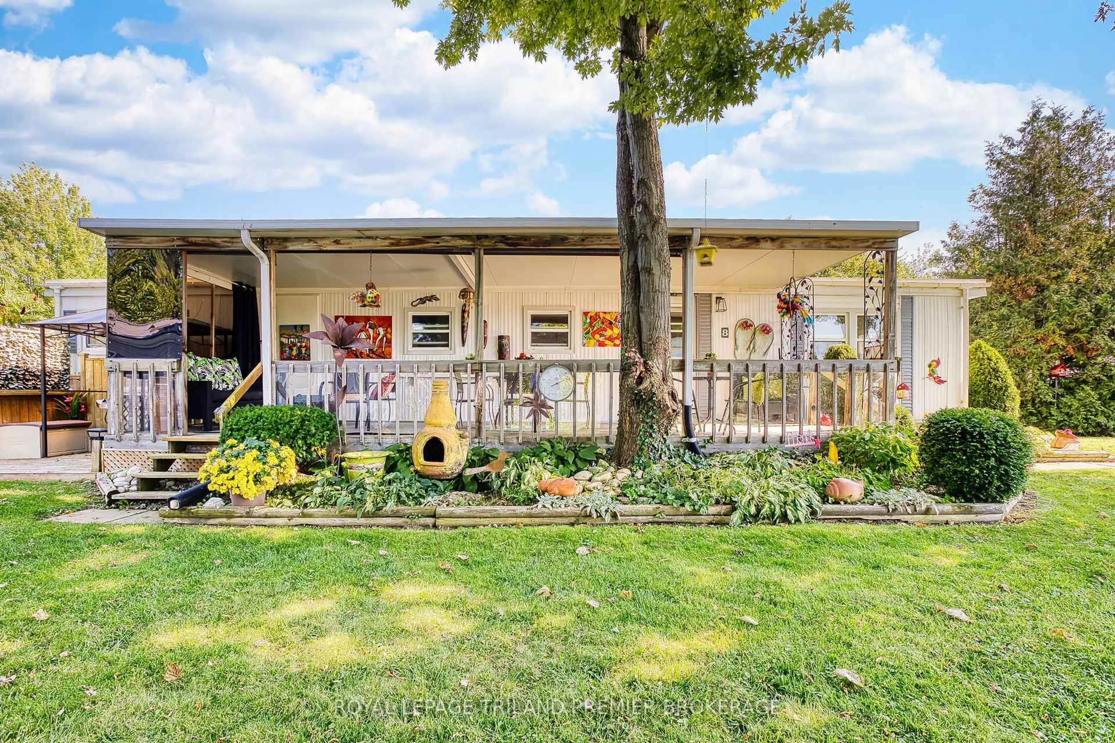 Patio, street for 72931 Bluewater, R.R.#2 Highway #8, Bluewater Ontario N0M 2T0