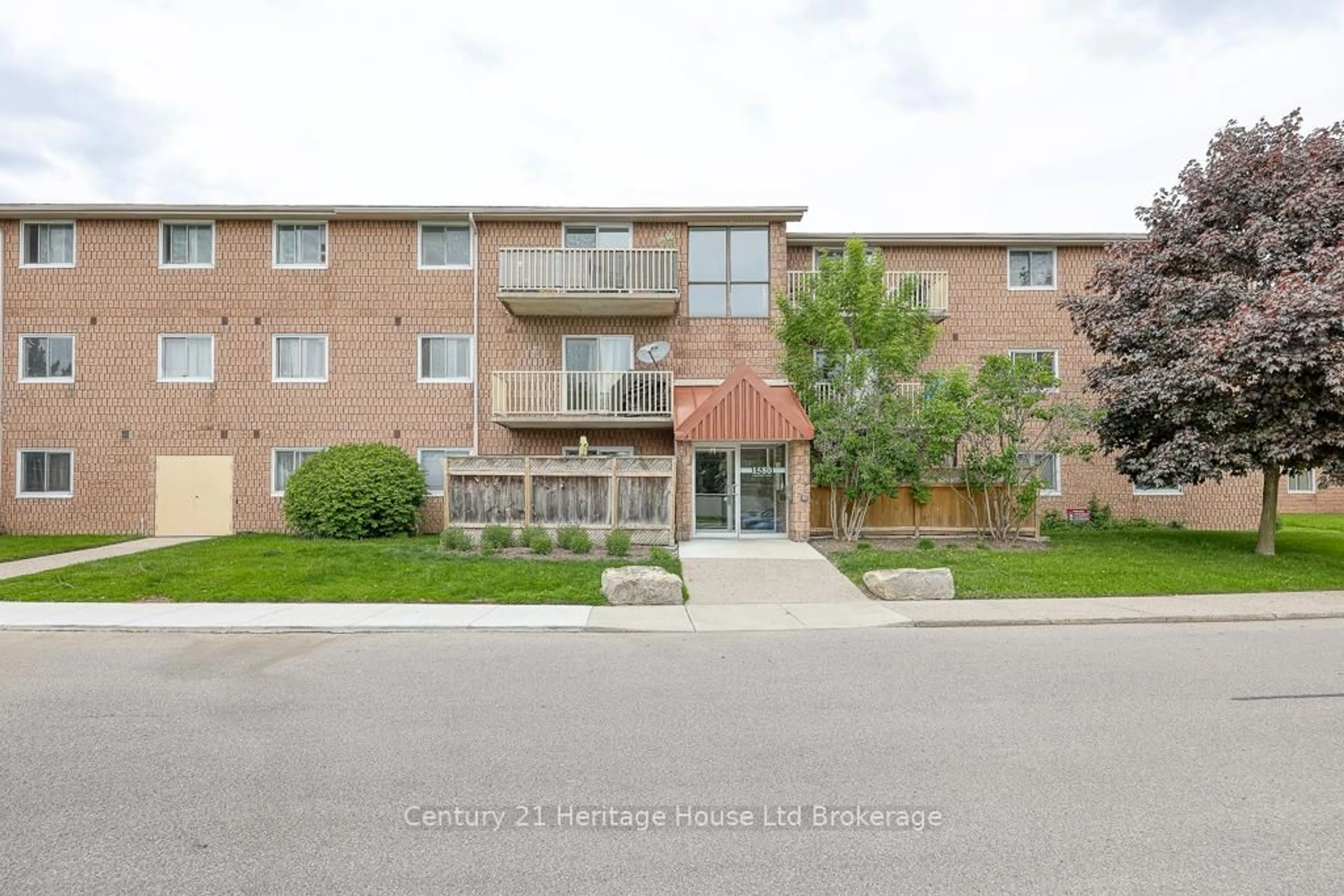 Unknown for 1580 Ernest Ave #301, London South Ontario N6E 2T9