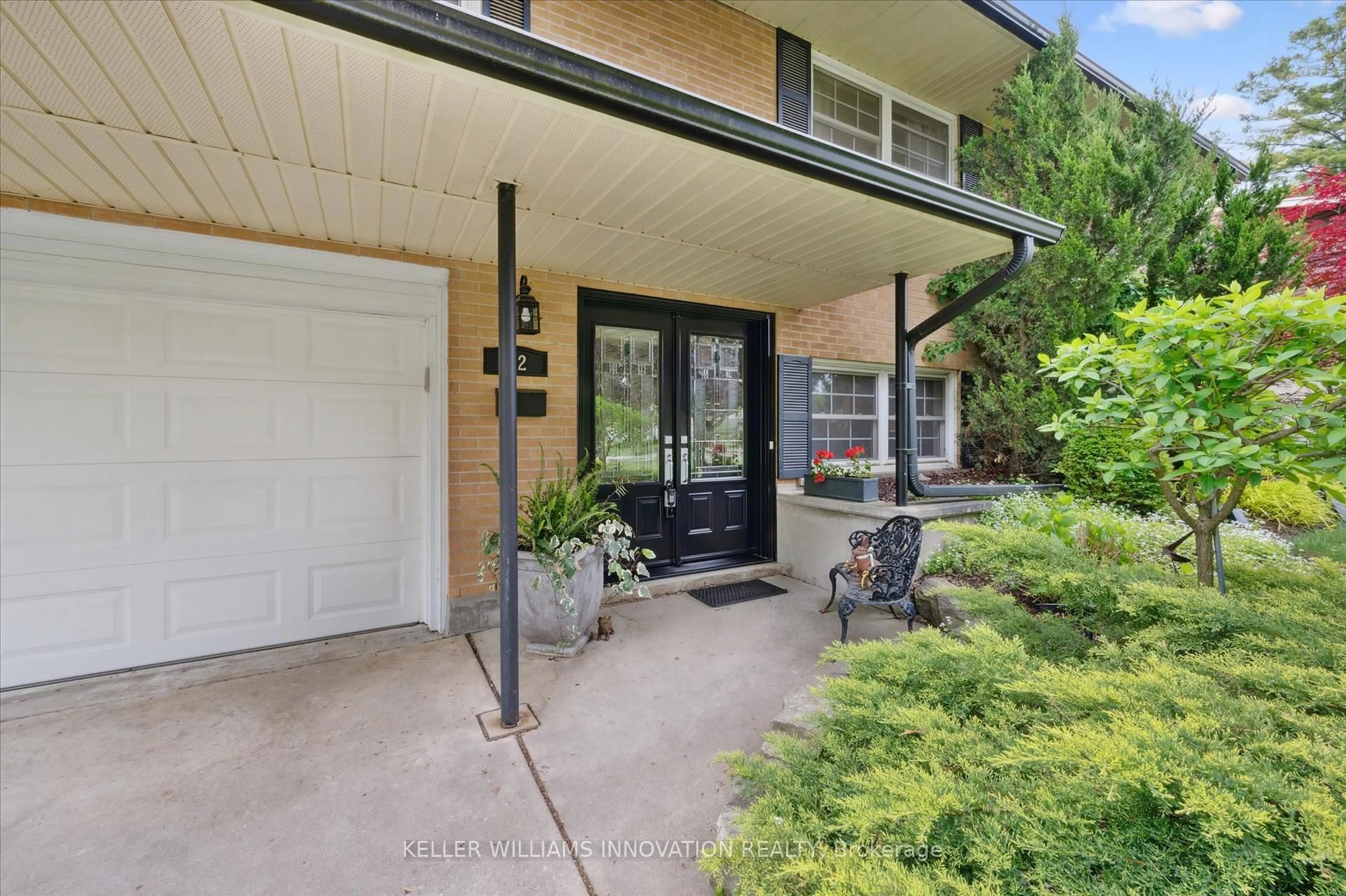 Unknown for 12 Glendale Pl, Cambridge Ontario N1S 3J1