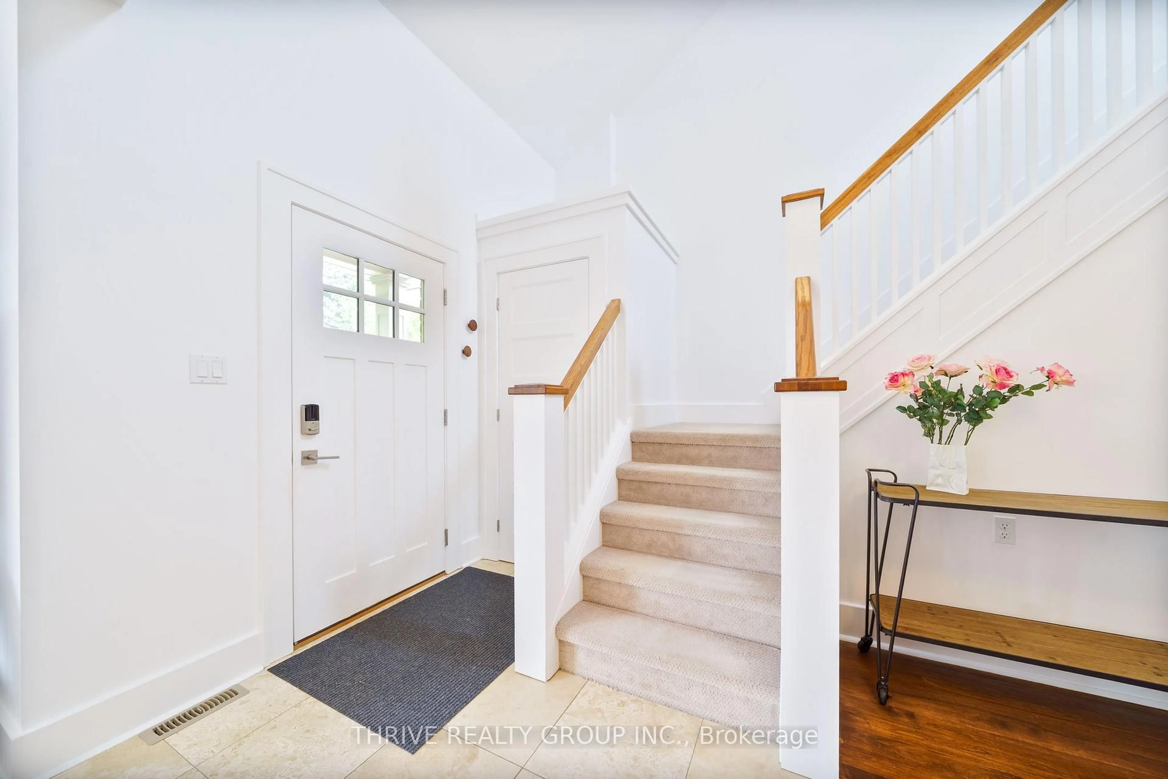 Indoor entryway for 352 Ridout St #2, London South Ontario N6C 3Z5