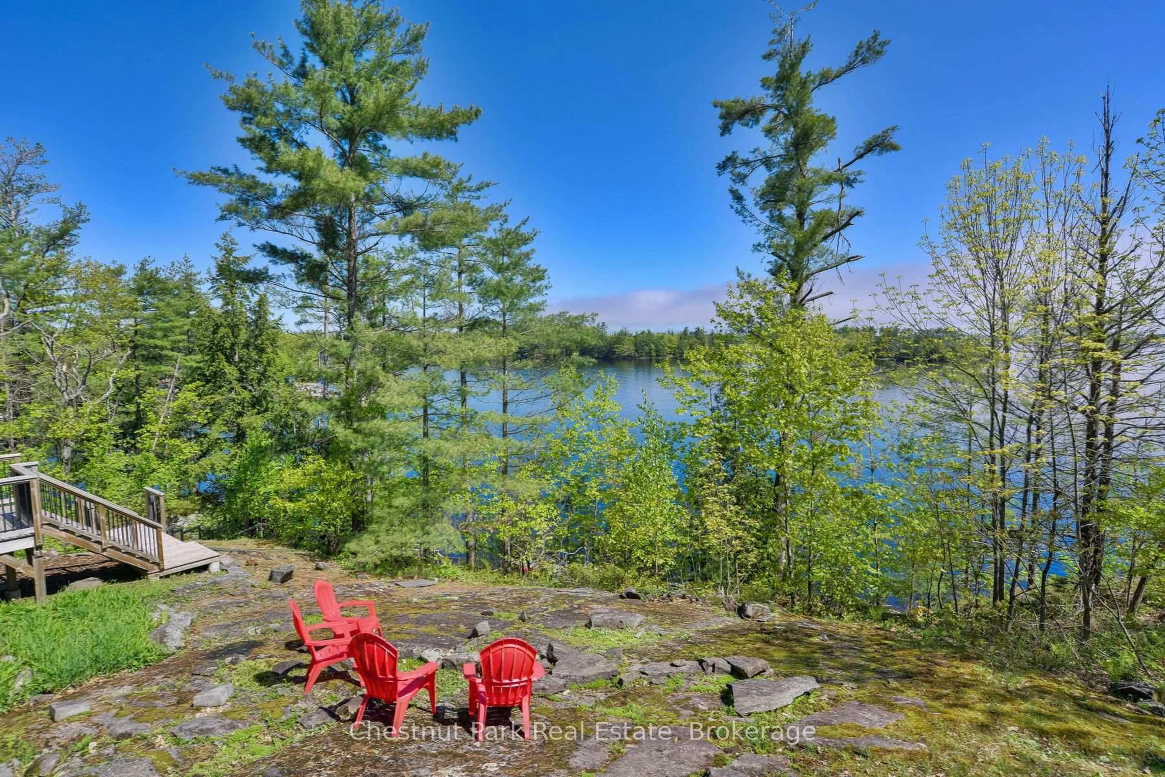 Patio, water/lake/river/ocean view for 1106 Lawland Hts Rd, Gravenhurst Ontario P1P 1R2