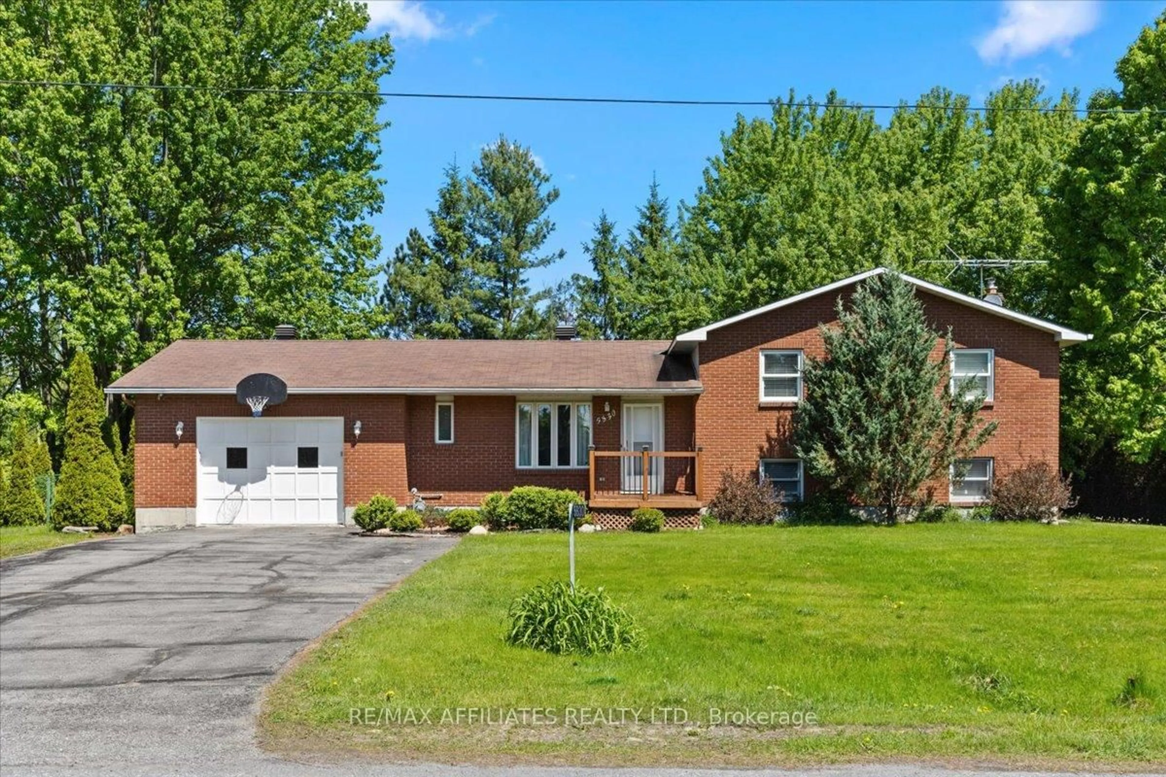 Unknown for 5830 Vars St, Vars Ontario K0A 3H0
