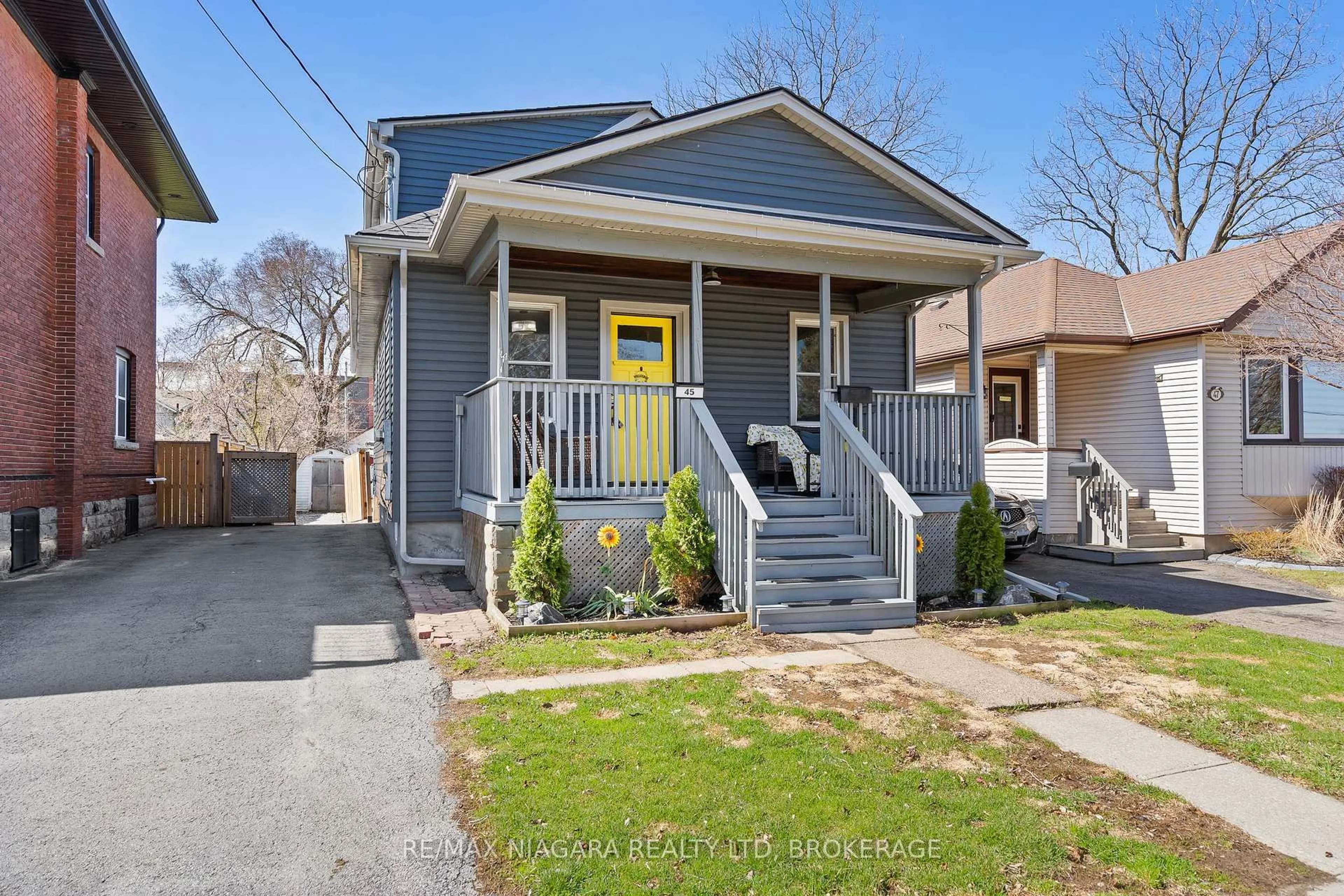 Unknown for 45 St. Peter St, St. Catharines Ontario L2T 1P1