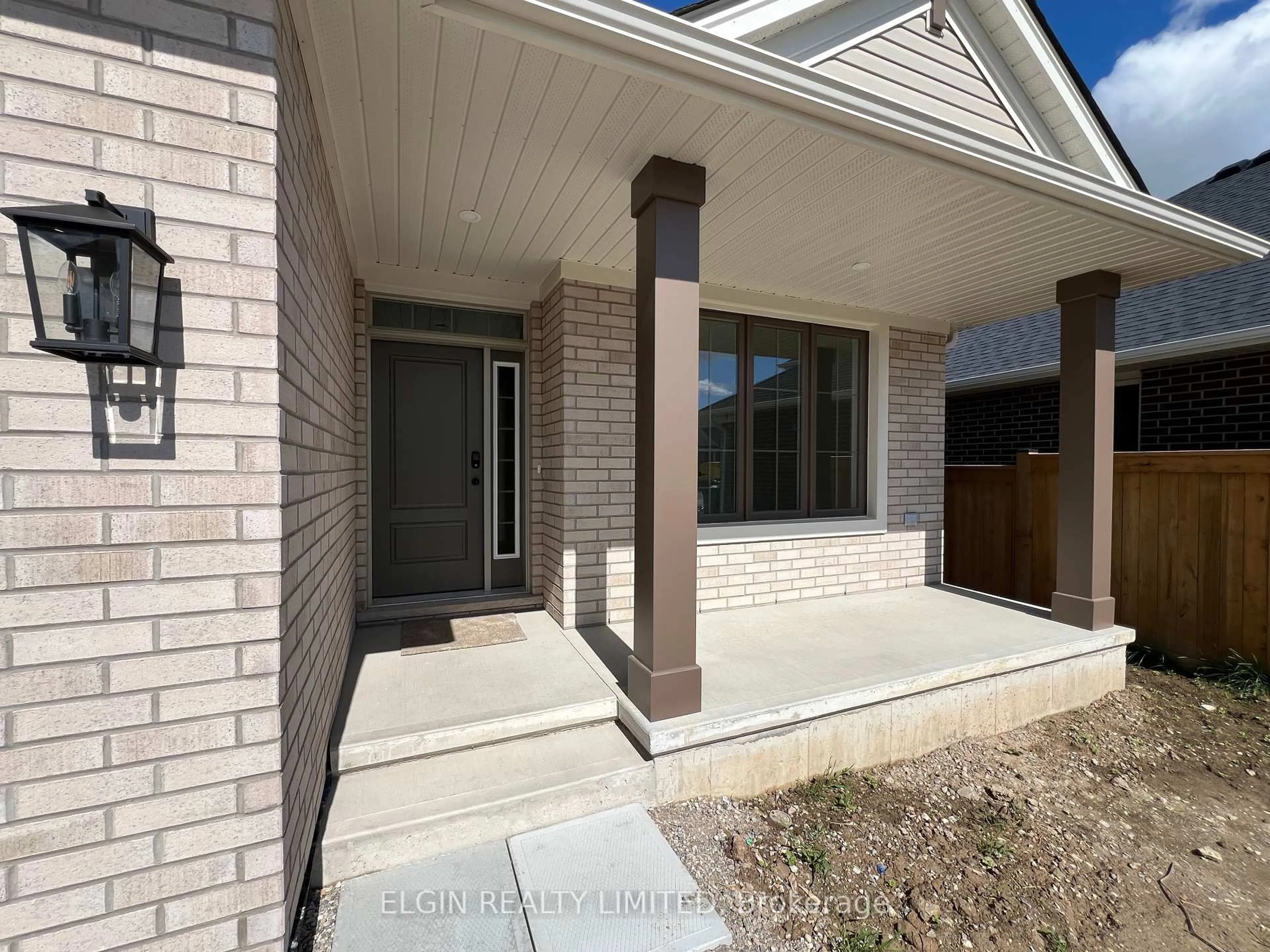 Home with brick exterior material, street for 25 Dunning Way, St. Thomas Ontario N5R 0P7