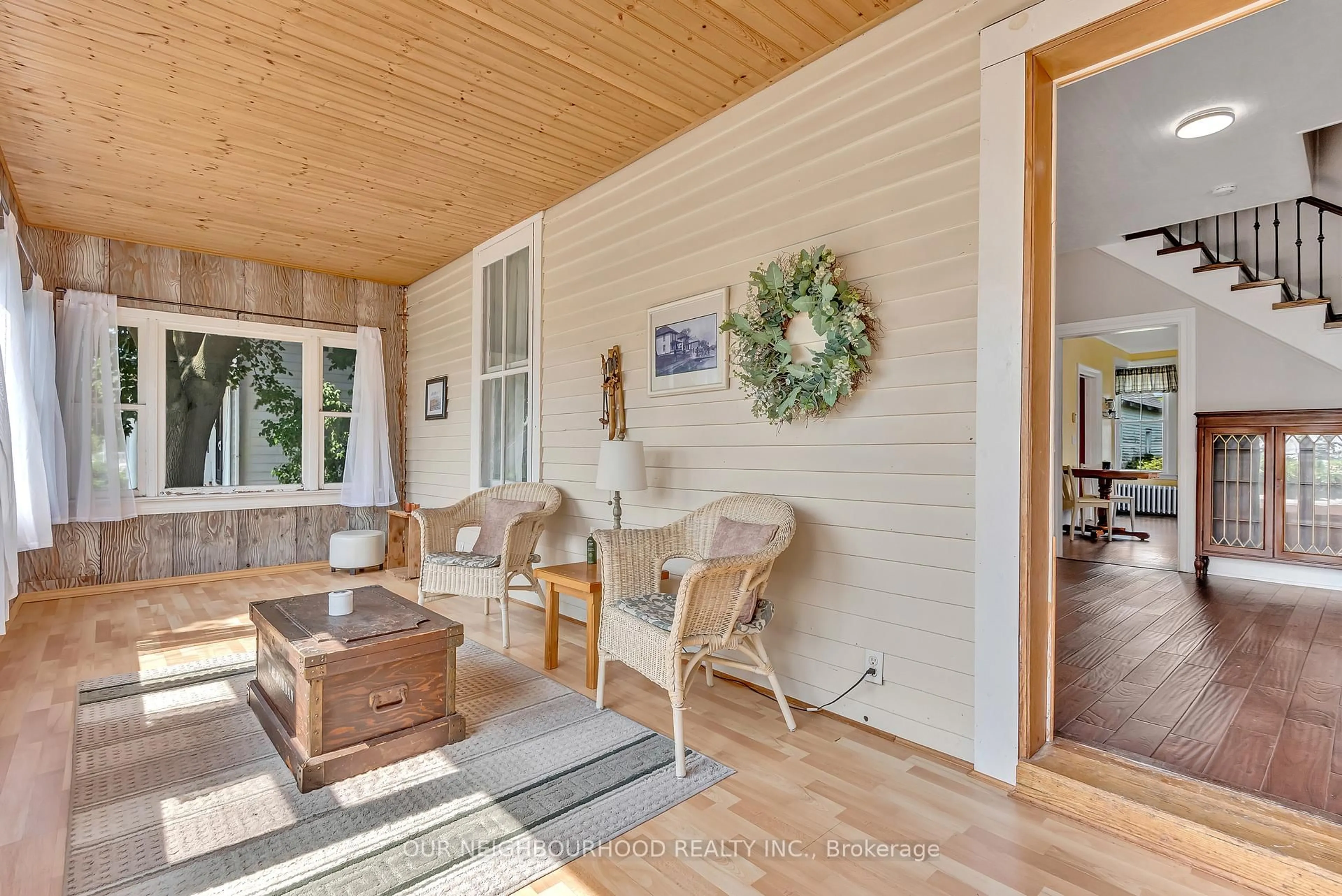 Indoor entryway for 31 Church St, Cramahe Ontario K0K 1S0