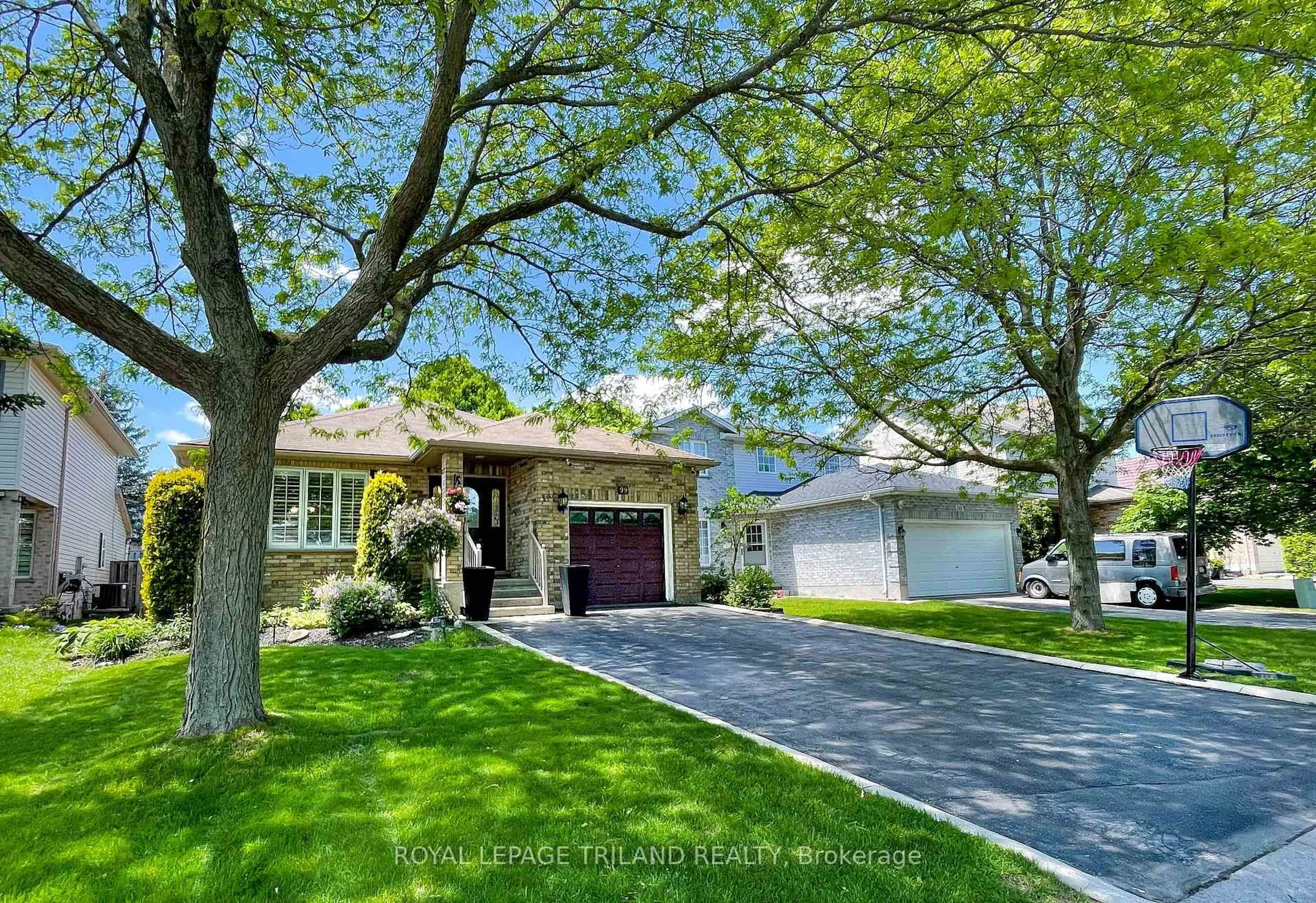 Unknown for 99 Stonehedge Rd, London East Ontario N5V 4X5
