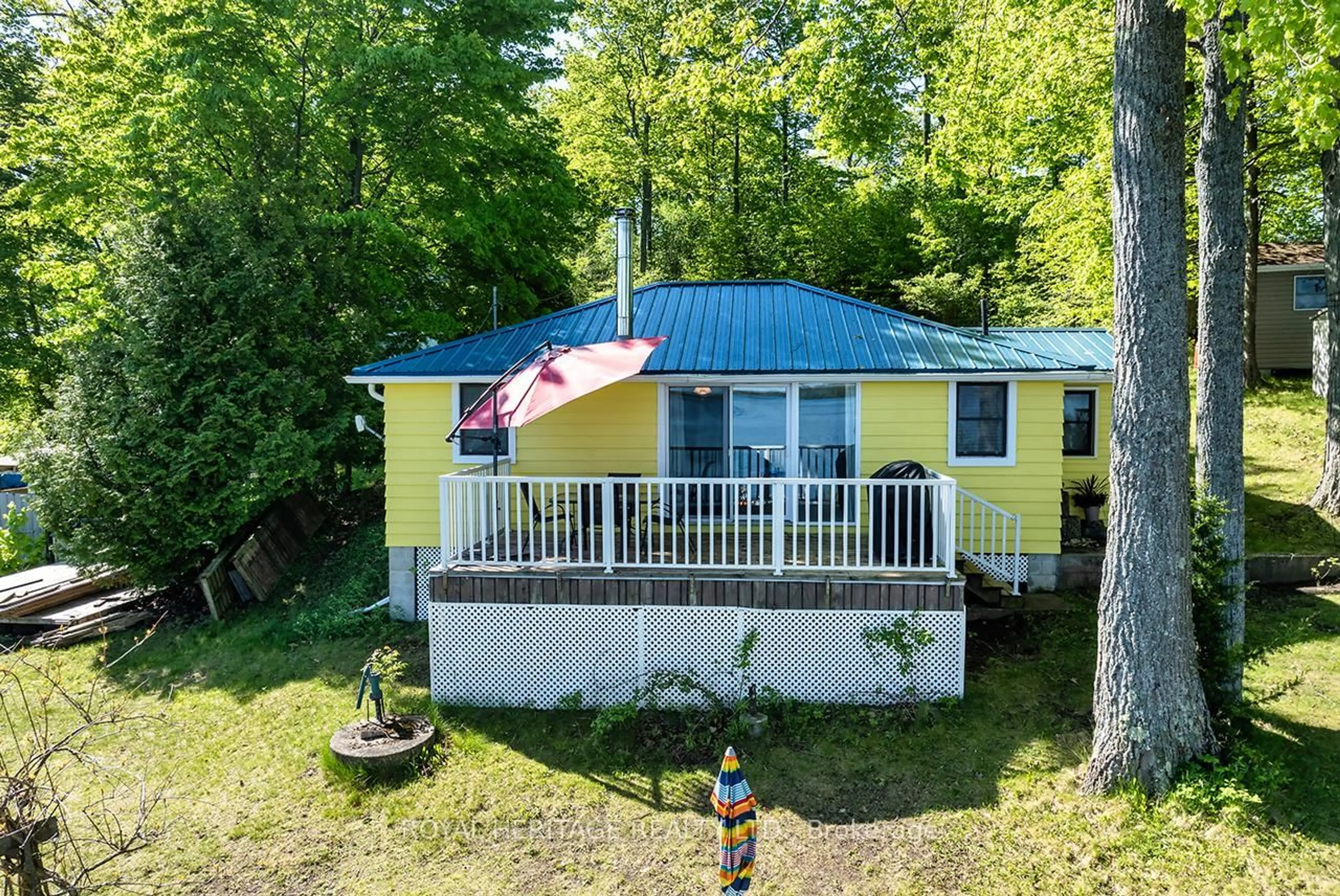 A pic from outside/outdoor area/front of a property/back of a property/a pic from drone, unknown for 170 Charlie's Island, Hamilton Township Ontario K0L 1E0
