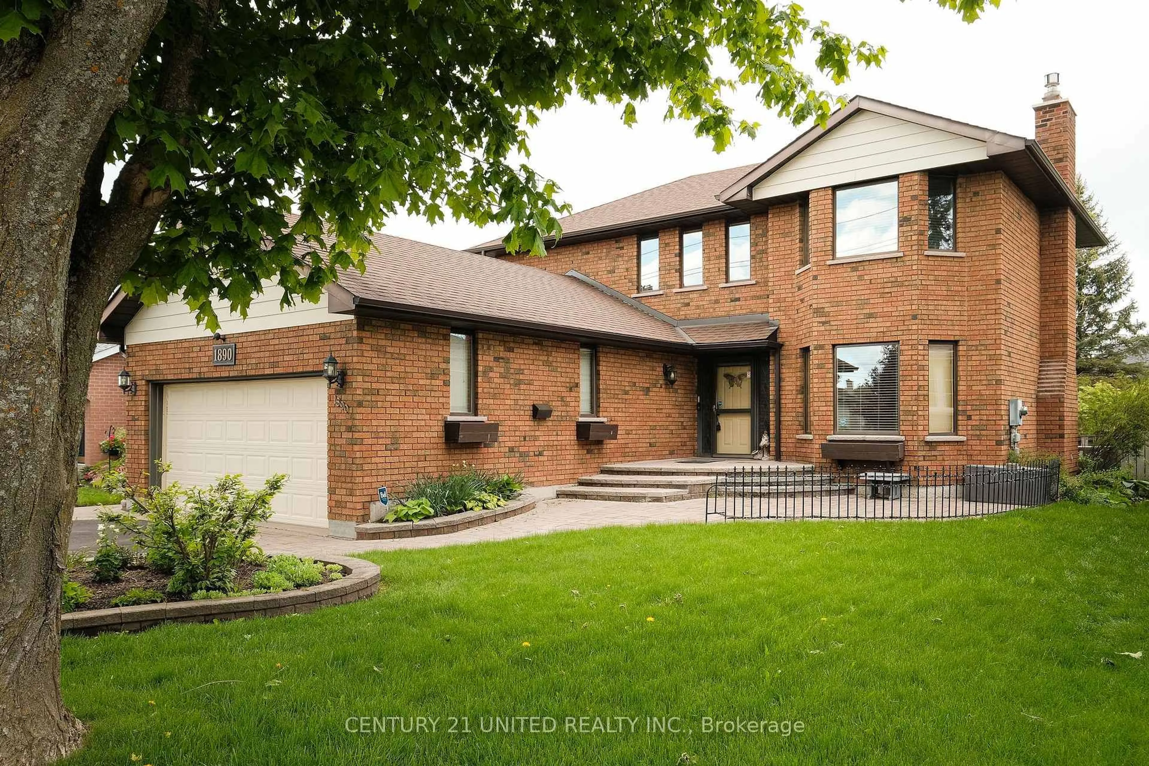 Home with brick exterior material, street for 1890 Cherryhill Rd, Peterborough West Ontario K9K 2E3