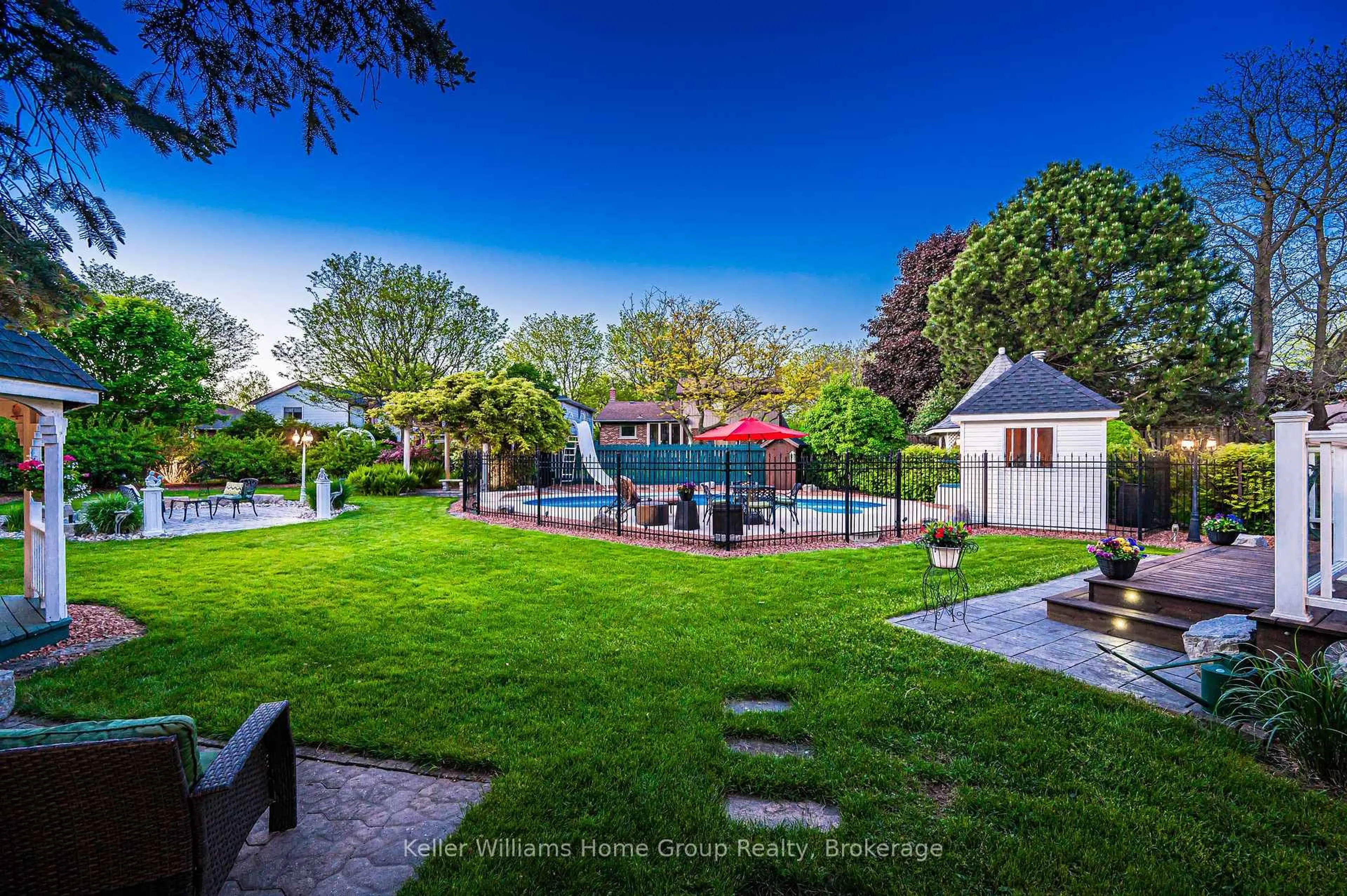 A pic from outside/outdoor area/front of a property/back of a property/a pic from drone, street for 111 Woodborough Rd, Guelph Ontario N1G 3L7