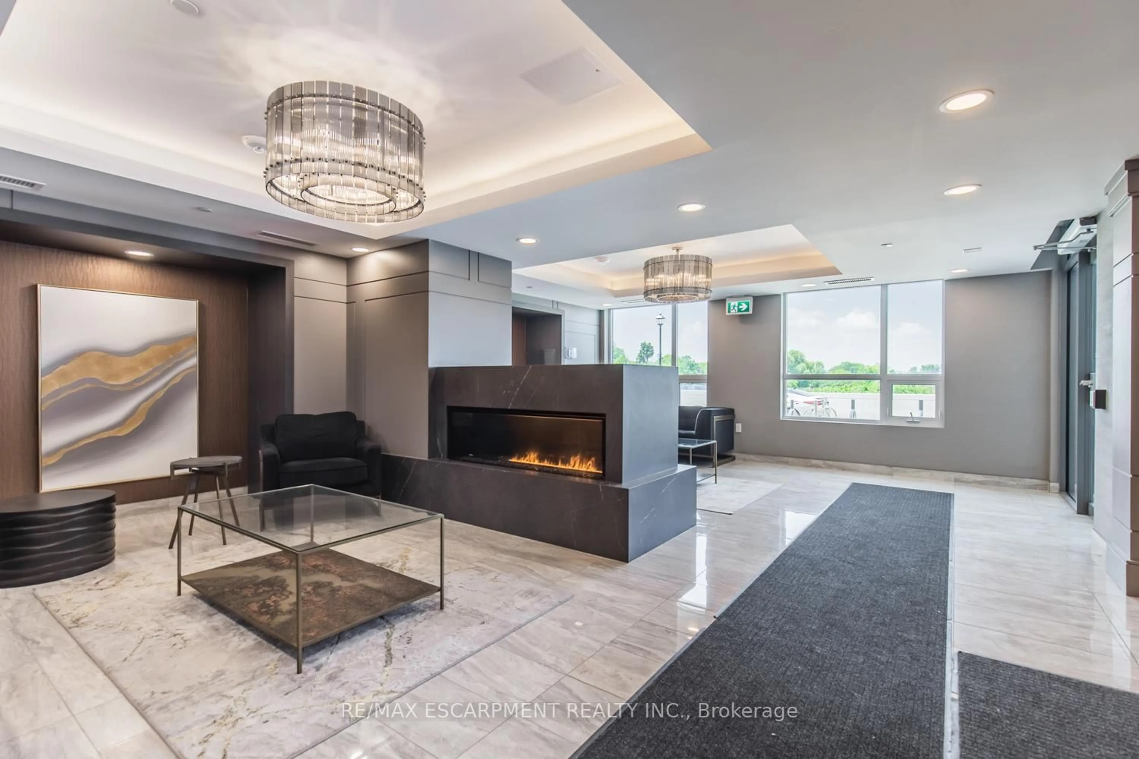 Lobby for 5055 Greenlane Rd #144, Lincoln Ontario L0R 1B3