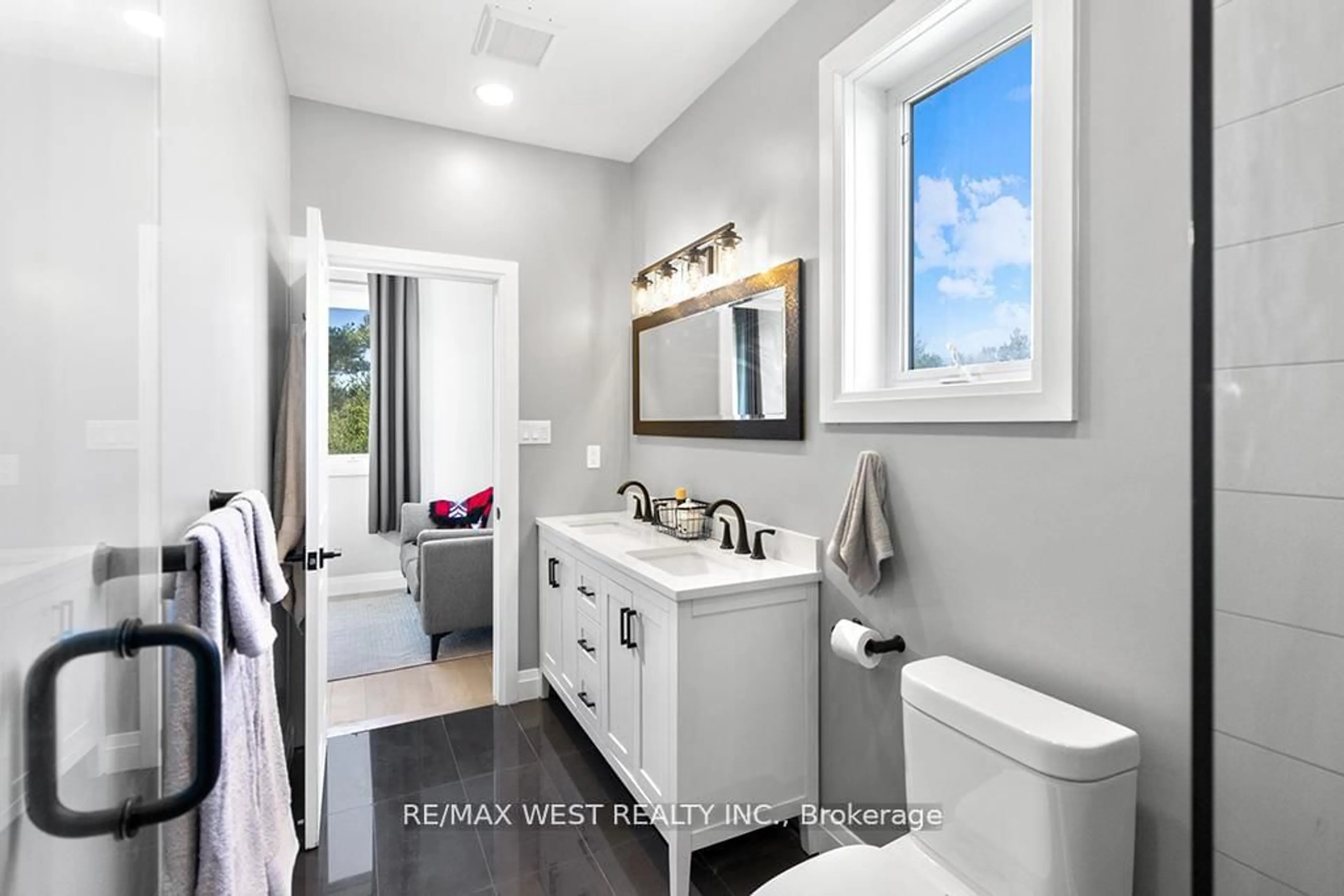 Contemporary bathroom, ceramic/tile floor for 783255 County Rd 9 Rd, Melancthon Ontario L9V 2P8