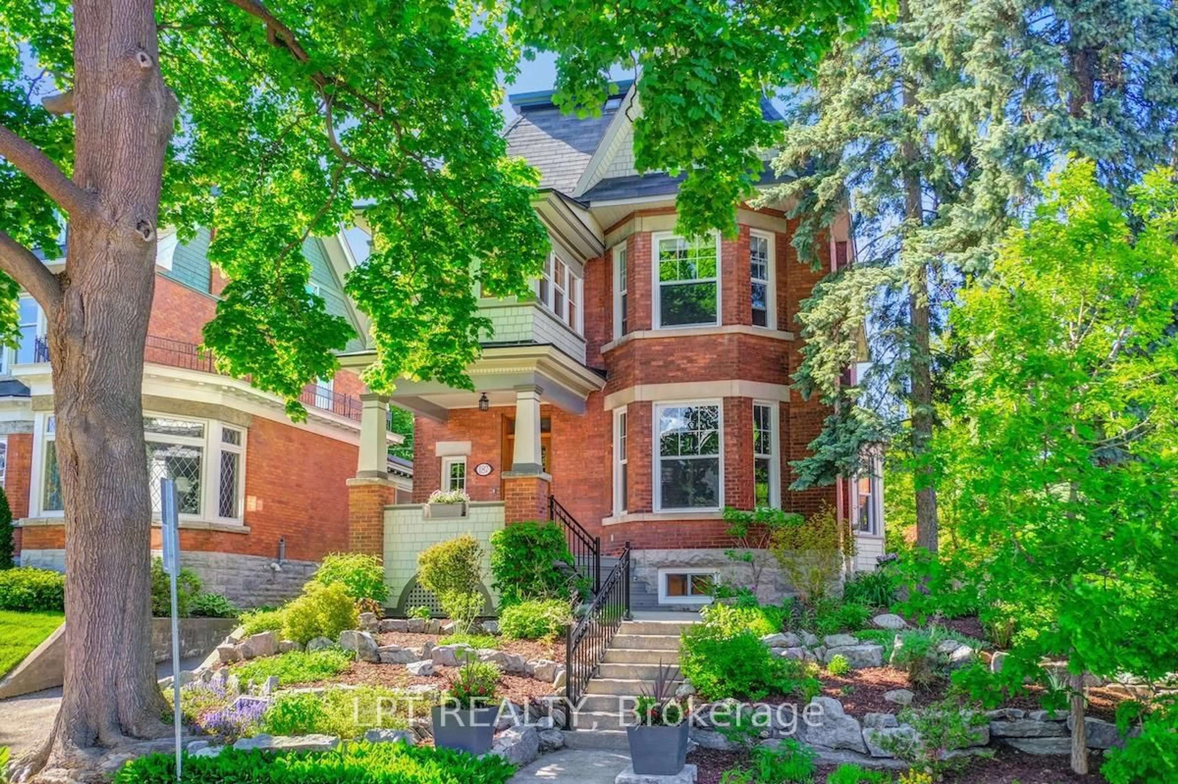 Home with brick exterior material, street for 187 Glebe Ave, Ottawa Ontario K1S 2C6