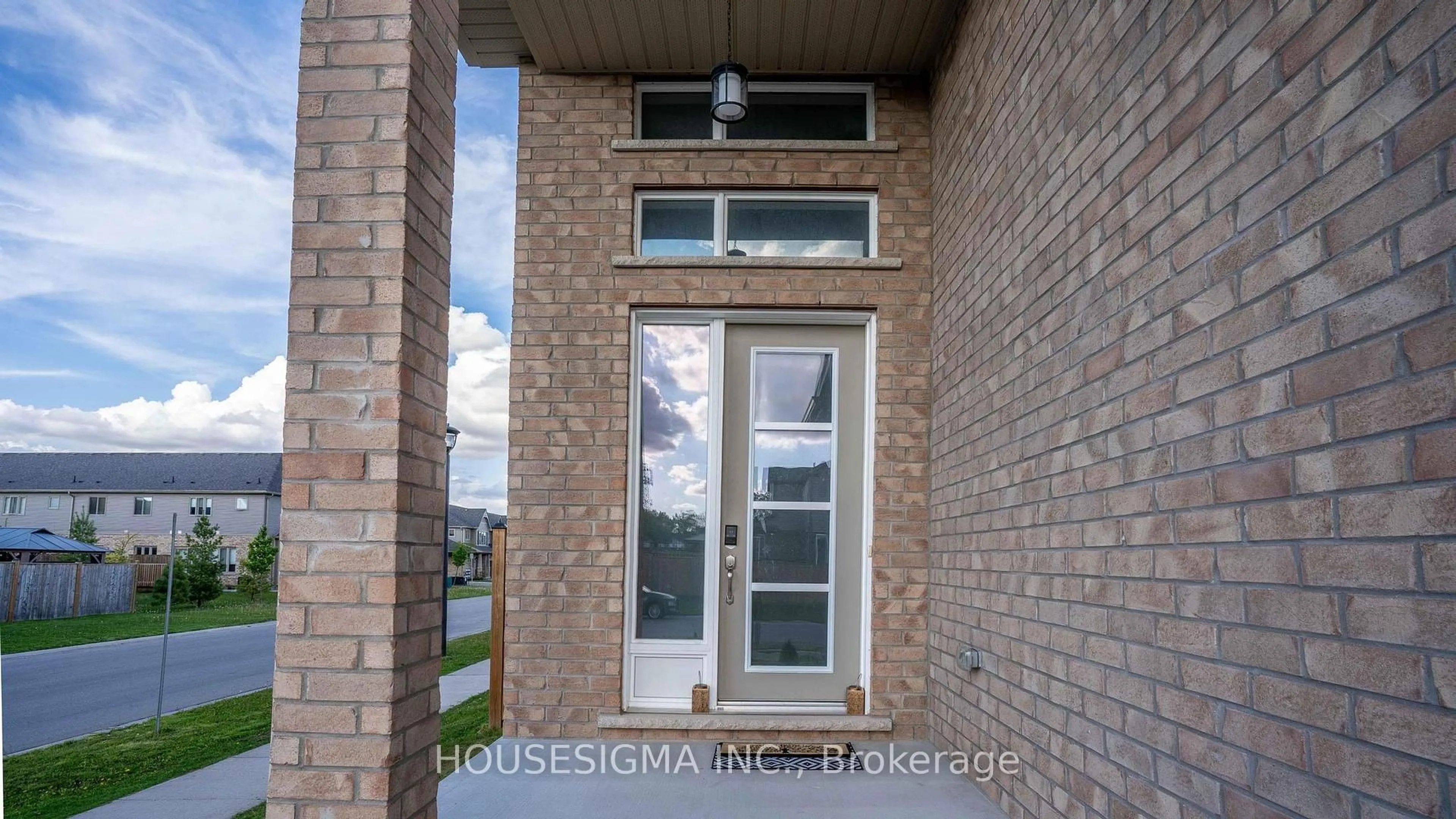 Unknown for 1754 Aukett Dr, London North Ontario N5X 0N1