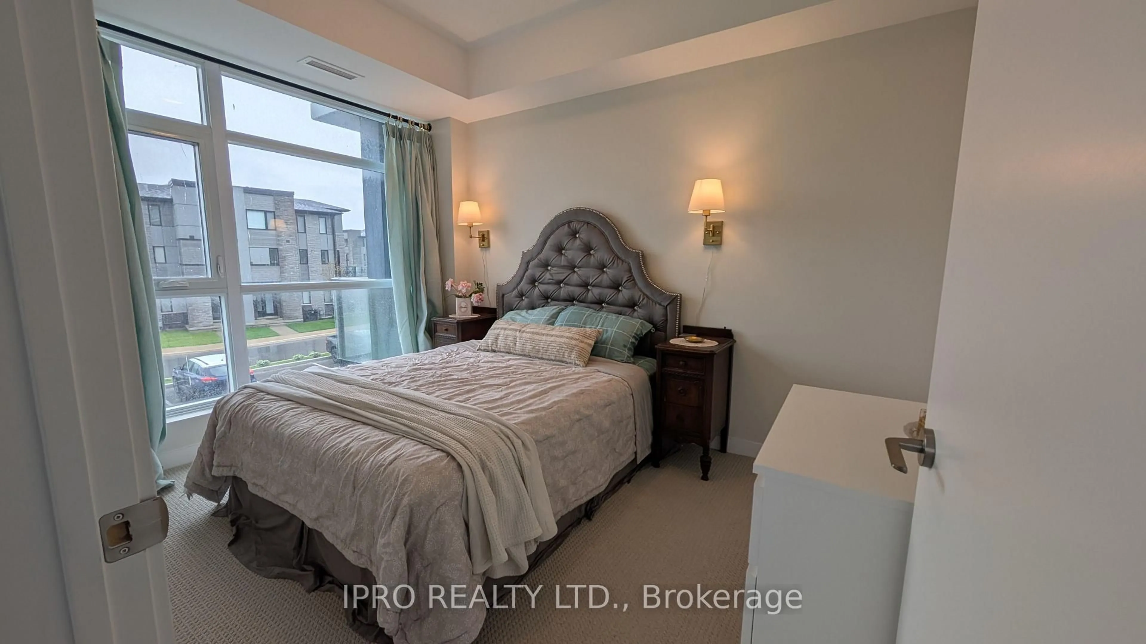Bedroom with bed, unknown for 600 North Service Rd #222, Hamilton Ontario L8E 0L2
