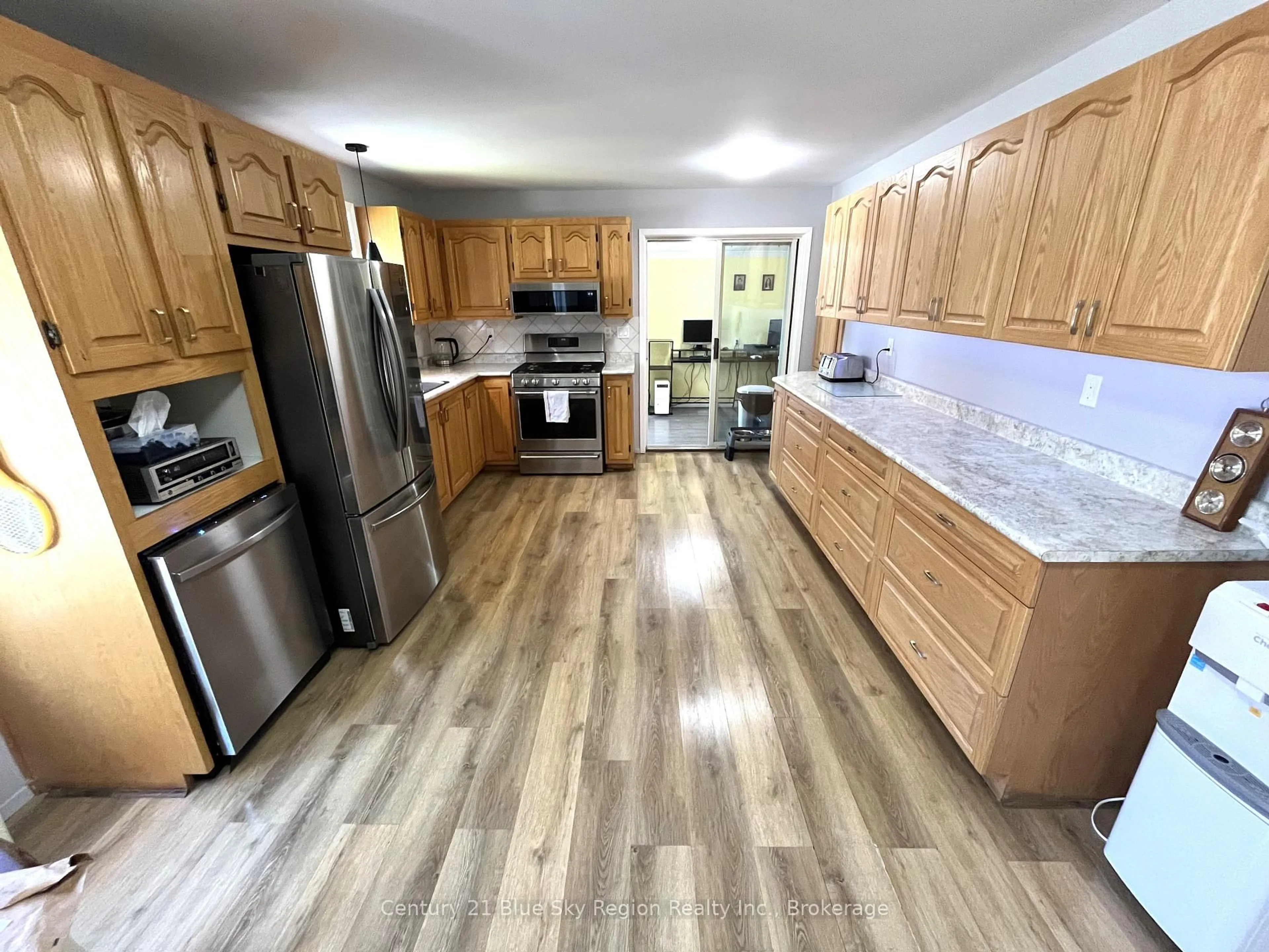 Open concept kitchen, unknown for 72 Second St, West Nipissing Ontario P2B 3A9