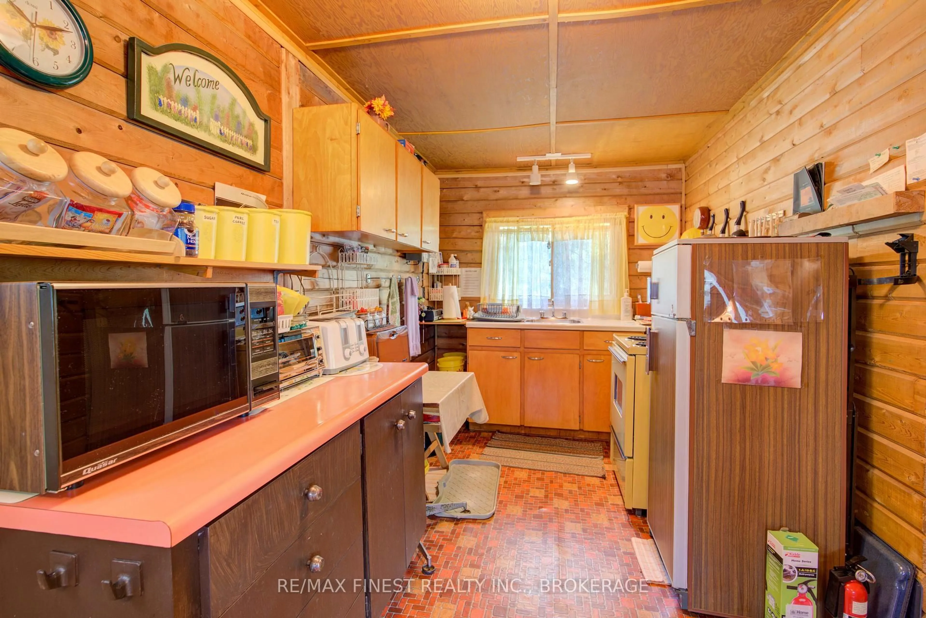 Standard kitchen, unknown for 1158 Nelson Rd, Sharbot Lake Ontario K0H 2P0