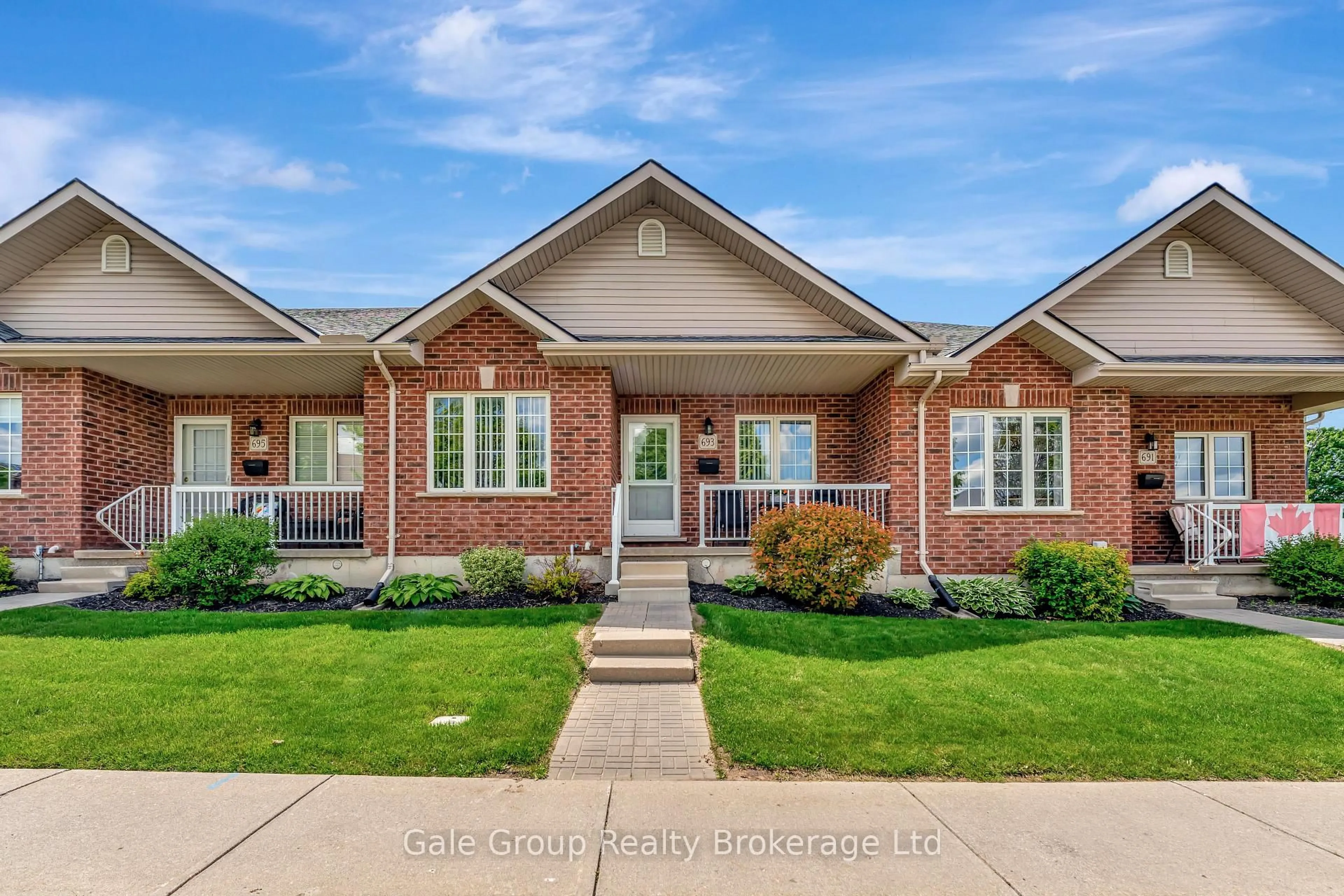 Home with brick exterior material, street for 693 Southwood Way, Woodstock Ontario N4V 1H5