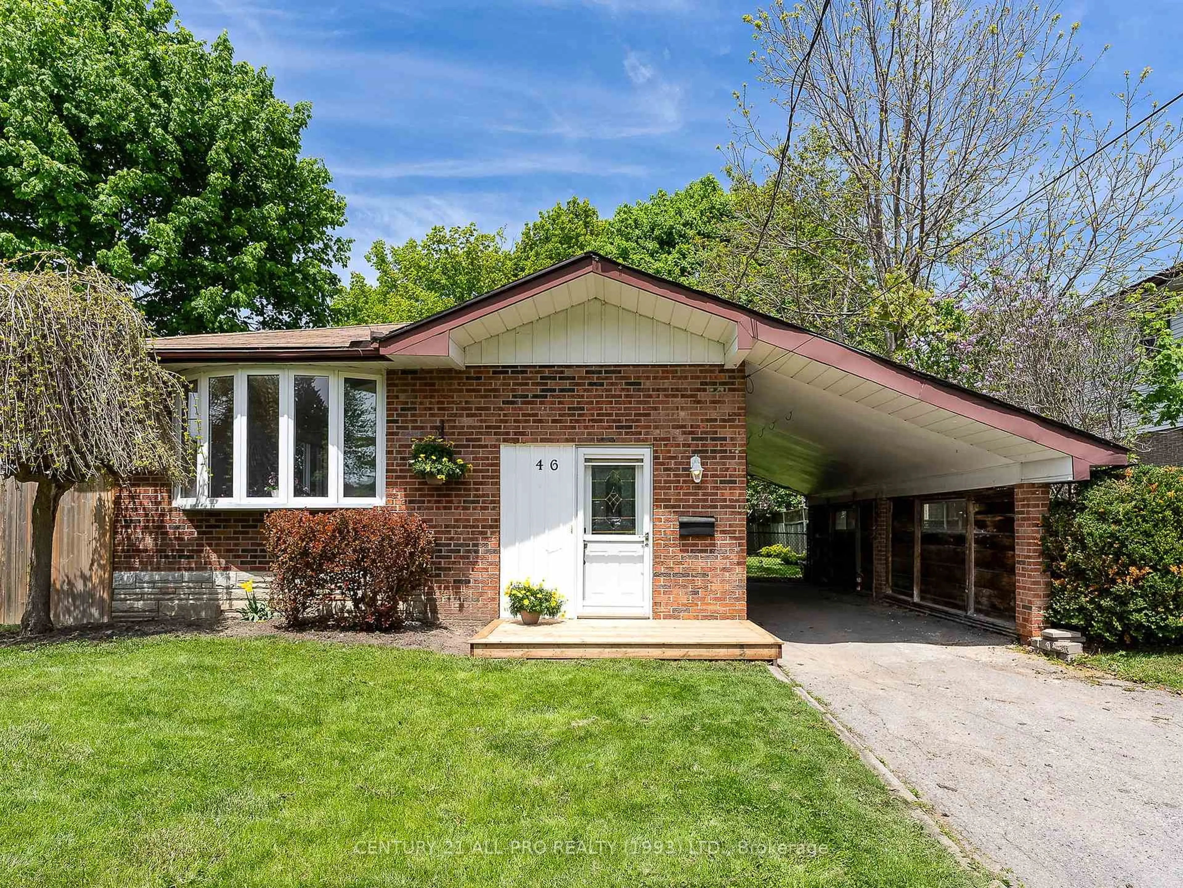 Home with brick exterior material, street for 46 Meredith Cres, Cobourg Ontario K9A 4M9