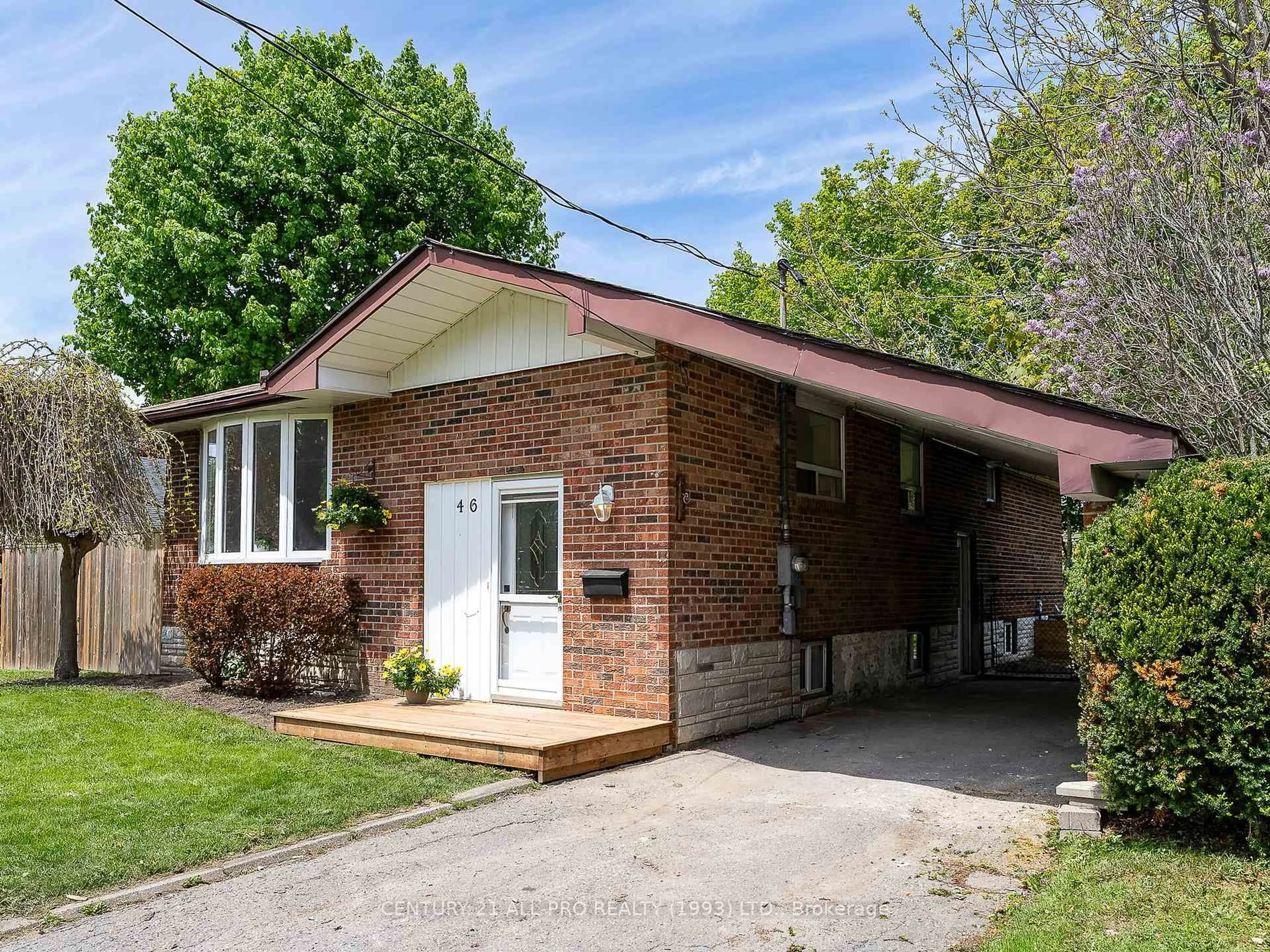 Home with brick exterior material, street for 46 Meredith Cres, Cobourg Ontario K9A 4M9