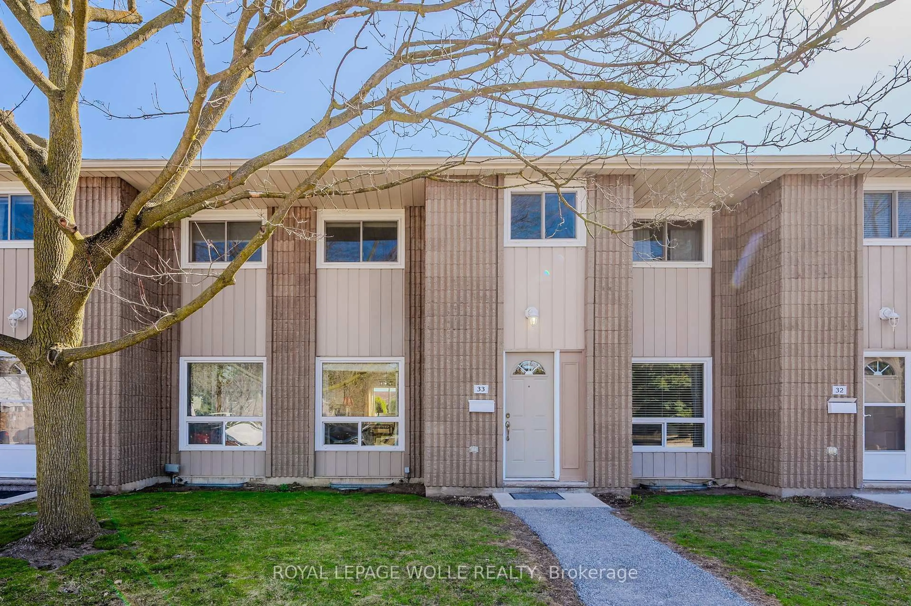 Unknown for 25 Upper Canada Dr #33, Kitchener Ontario N2P 1G2