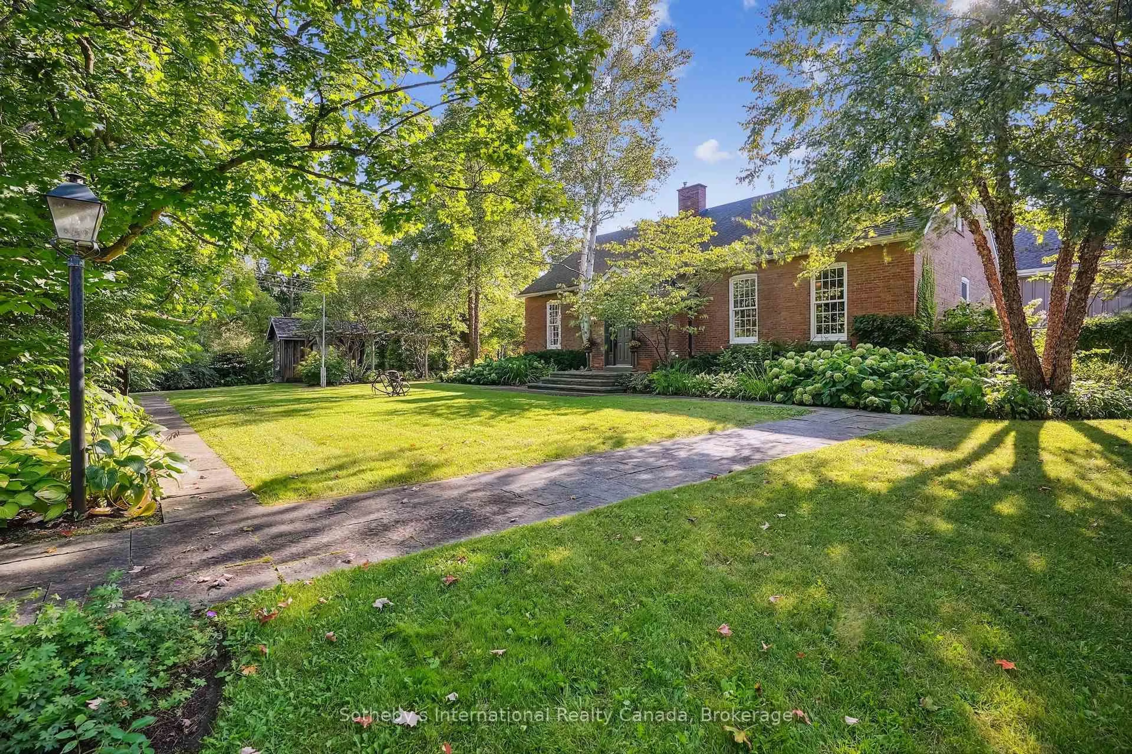 A pic from outside/outdoor area/front of a property/back of a property/a pic from drone, street for 1553 BROCK Rd, Hamilton Ontario L9H 5E4