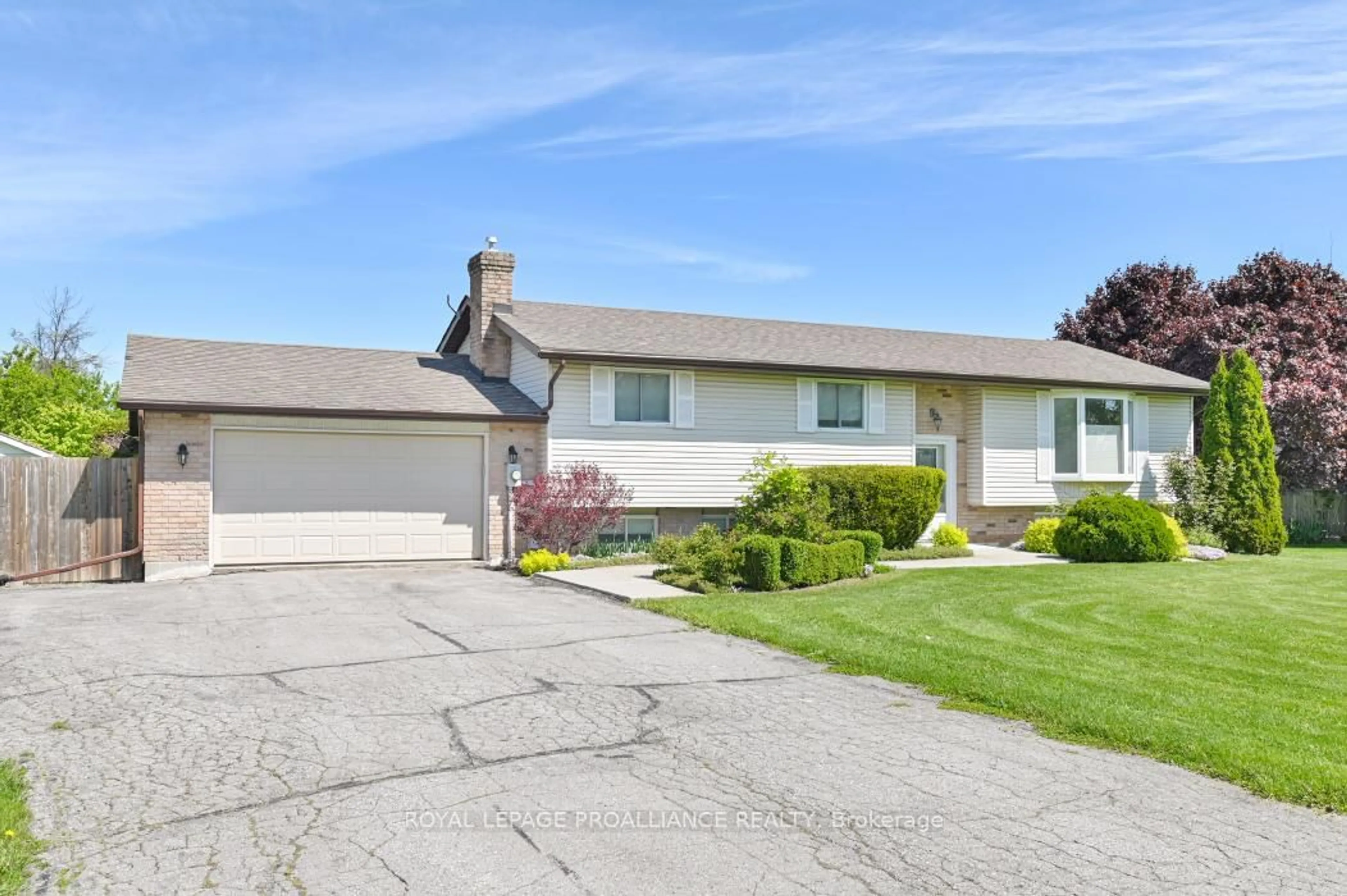Home with vinyl exterior material, street for 955 Casey Rd, Belleville Ontario K8N 4Z6