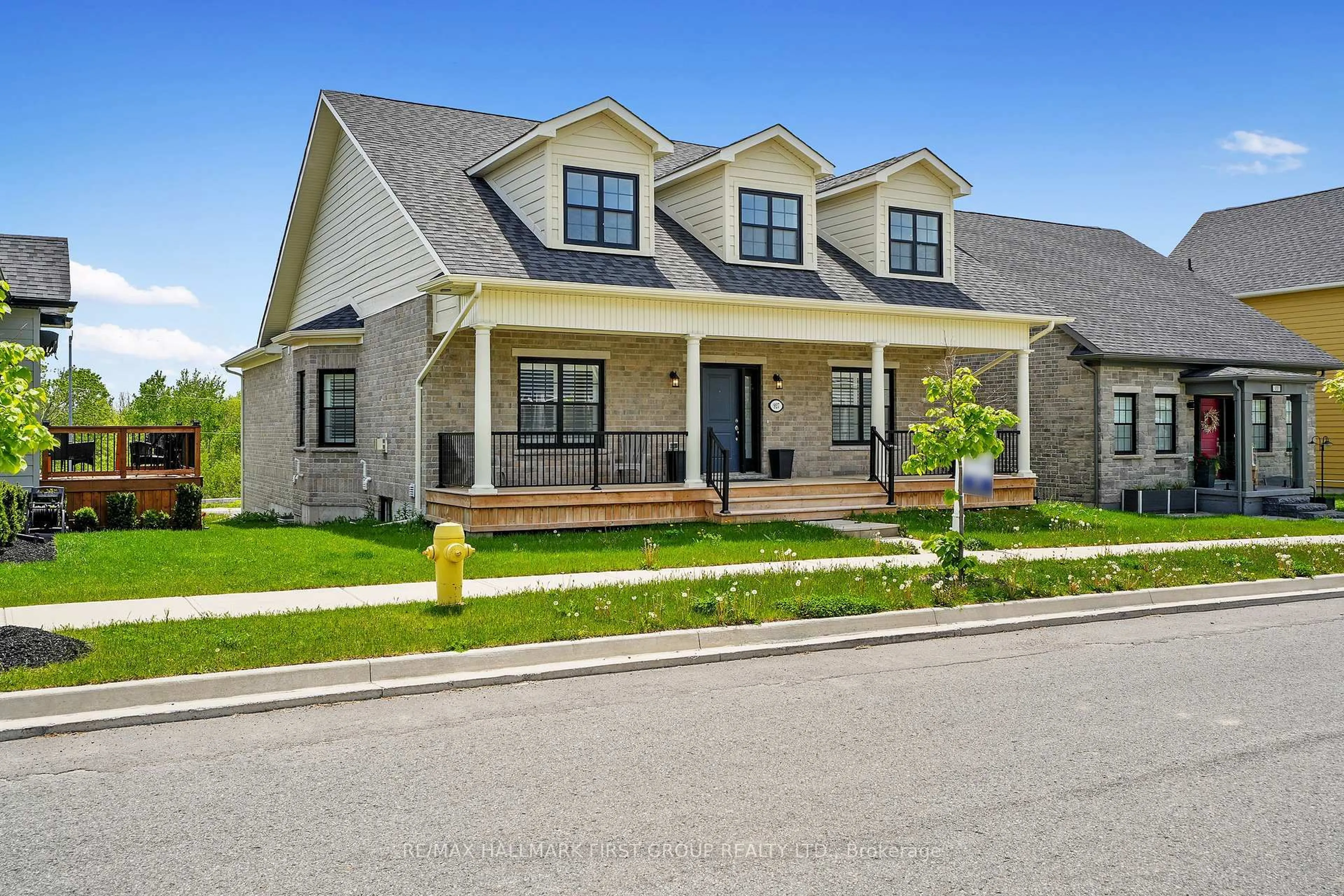 Home with brick exterior material, street for 927 Ernest Allen Blvd, Cobourg Ontario K9A 1W9