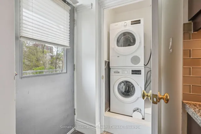 Additional image 16 of 35 Duke St Unit 2