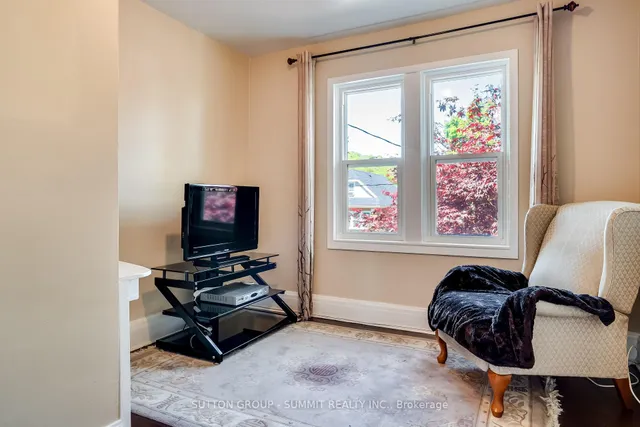 Additional property image - 287 Graham Ave