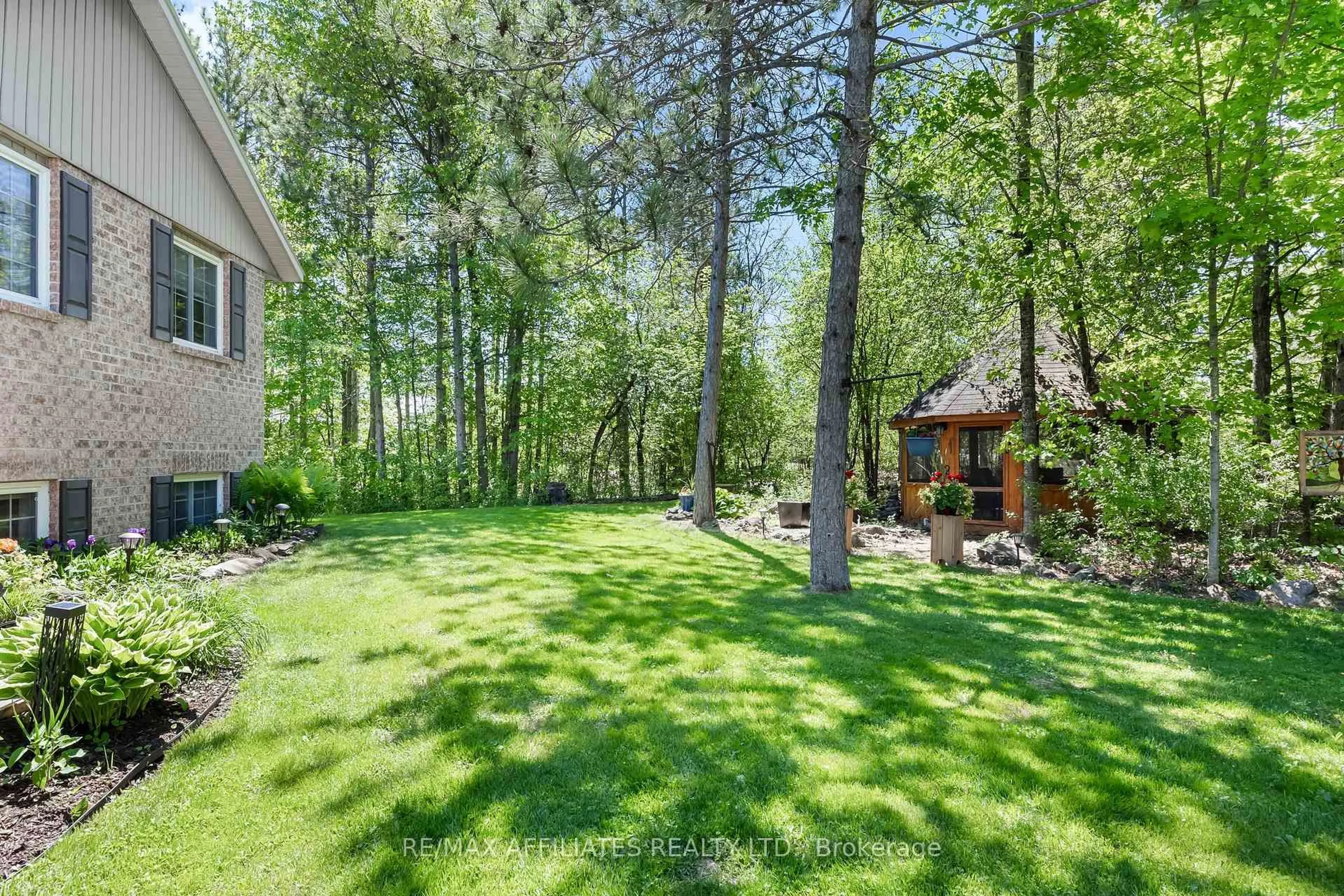Patio, forest/trees view for 141 Pine Ridge Dr, Carleton Place Ontario K7C 3P2